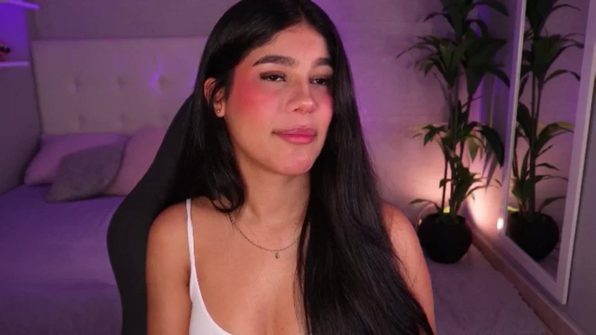 Gallery image thumbnail from Mia_gabbaai's myfreecams stream on, 10/21/2025, 14:52 image 19 of 20