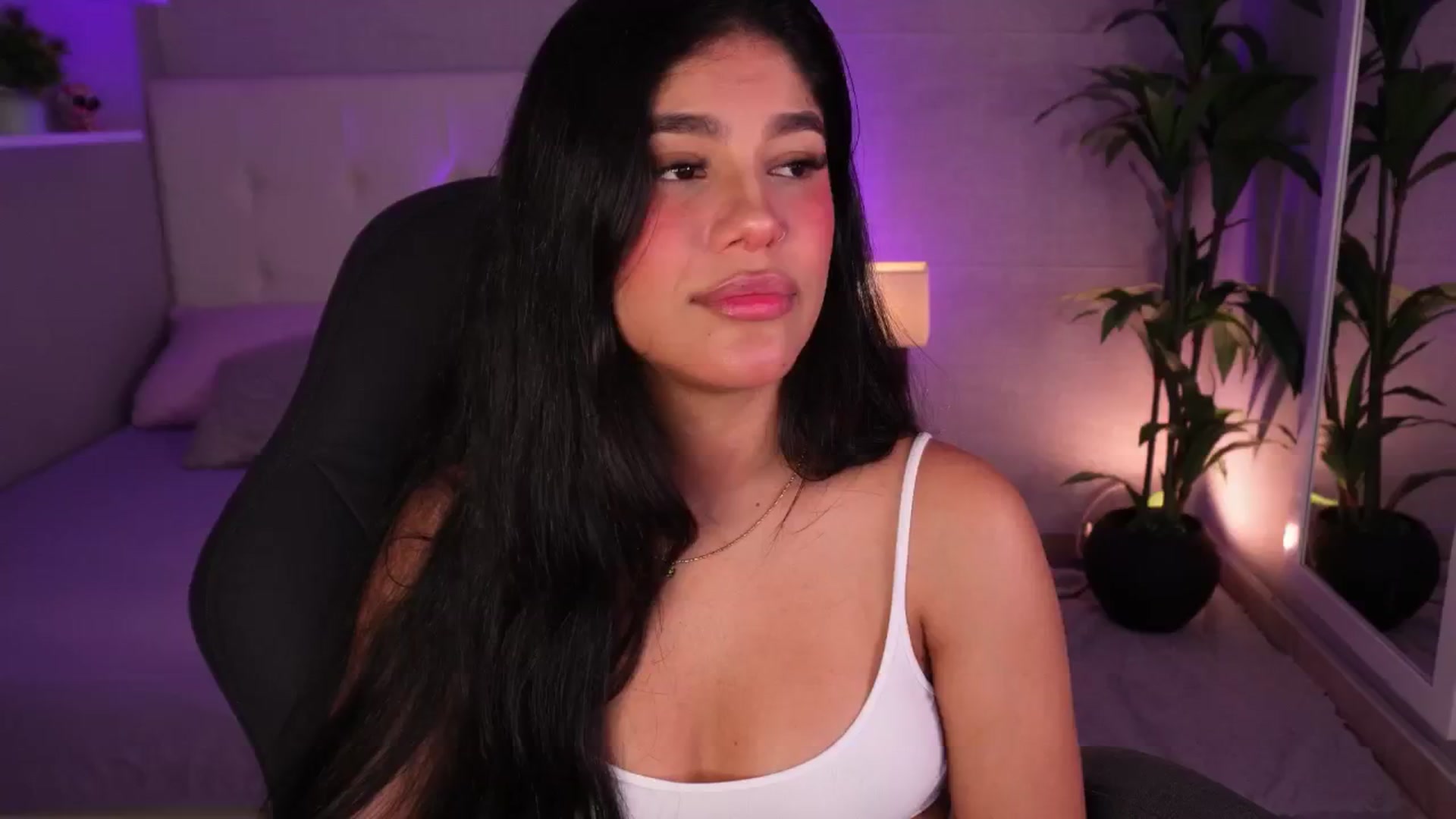 Gallery image thumbnail from Mia_gabbaai's myfreecams stream on, 10/21/2025, 14:52 image 1 of 20