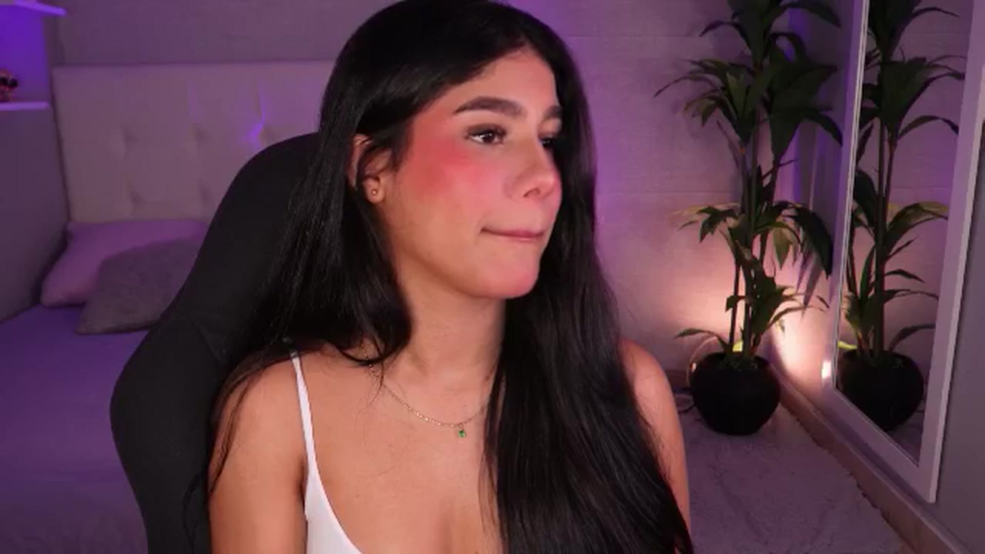 Gallery image thumbnail from Mia_gabbaai's myfreecams stream on, 10/21/2025, 14:52 image 20 of 20