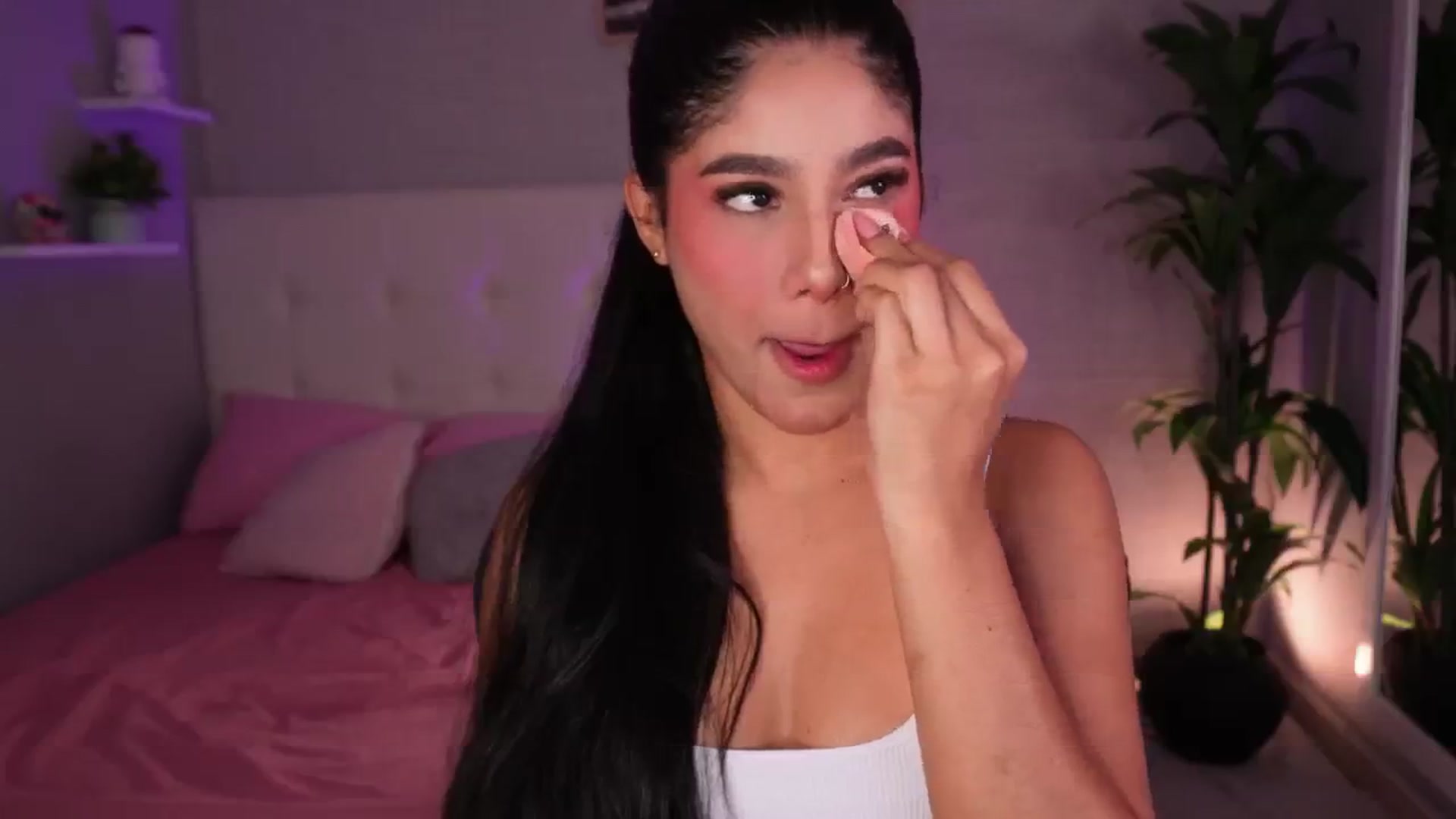 Gallery image thumbnail from Mia_gabbaai's myfreecams stream on, 11/02/2025, 15:06 image 19 of 20