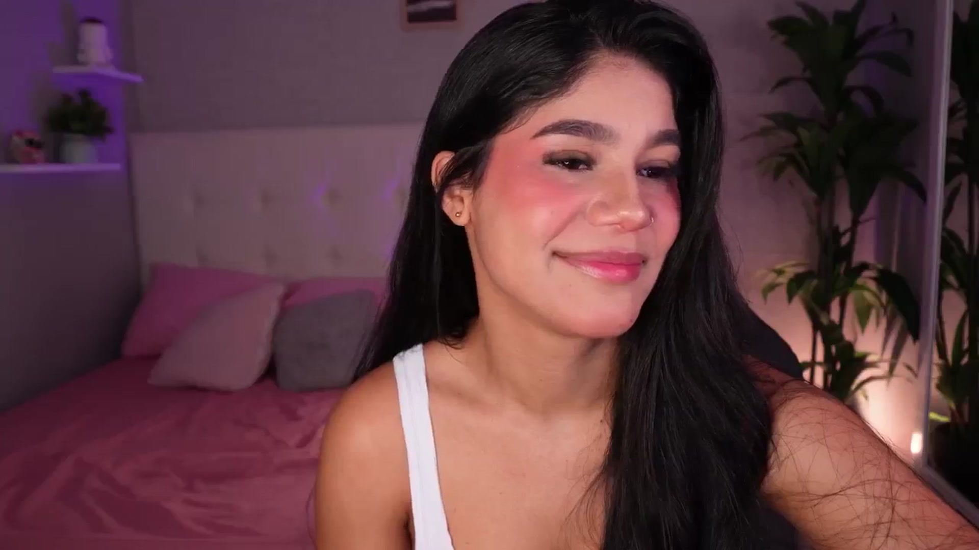 Gallery image thumbnail from Mia_gabbaai's myfreecams stream on, 11/02/2025, 15:06 image 10 of 20