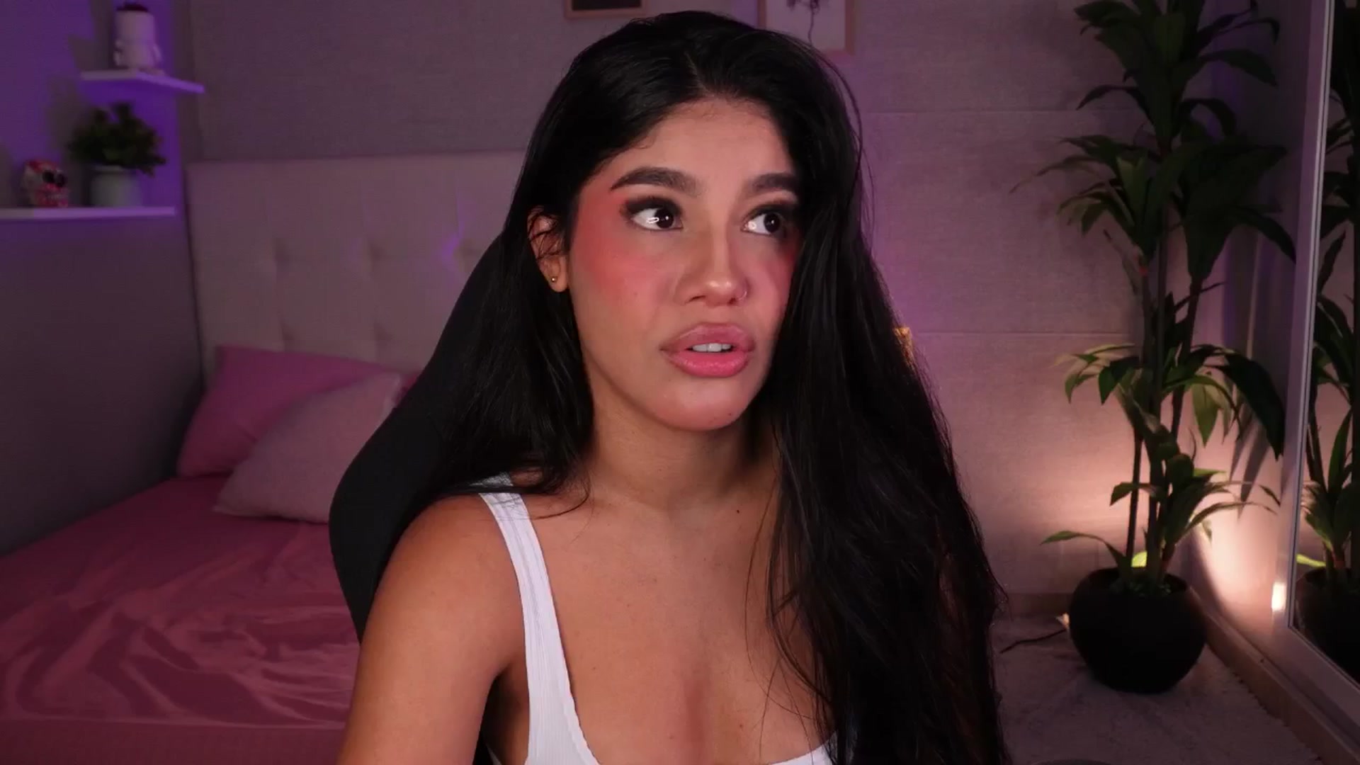 Gallery image thumbnail from Mia_gabbaai's myfreecams stream on, 11/02/2025, 17:34 image 1 of 20