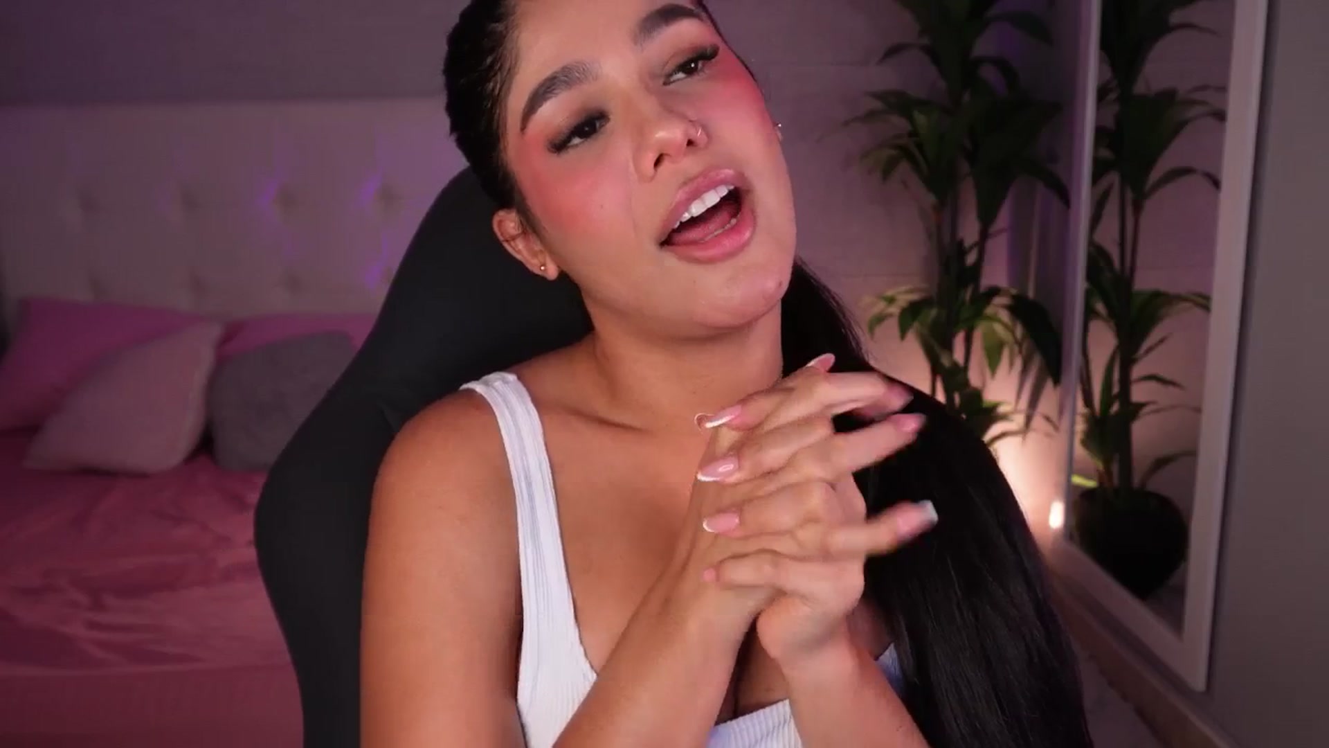Gallery image thumbnail from Mia_gabbaai's myfreecams stream on, 11/02/2025, 18:31 image 20 of 20