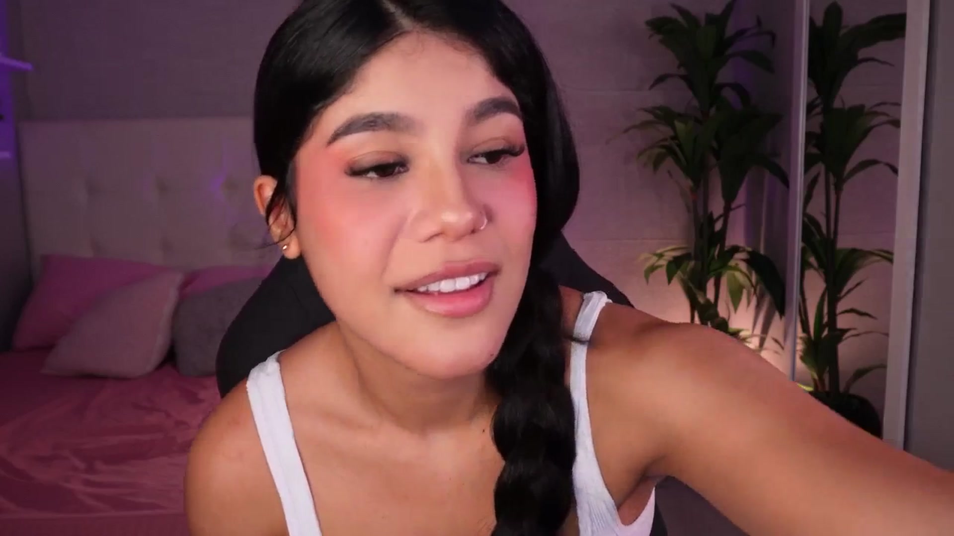 Gallery image thumbnail from Mia_gabbaai's myfreecams stream on, 11/02/2025, 18:31 image 6 of 20