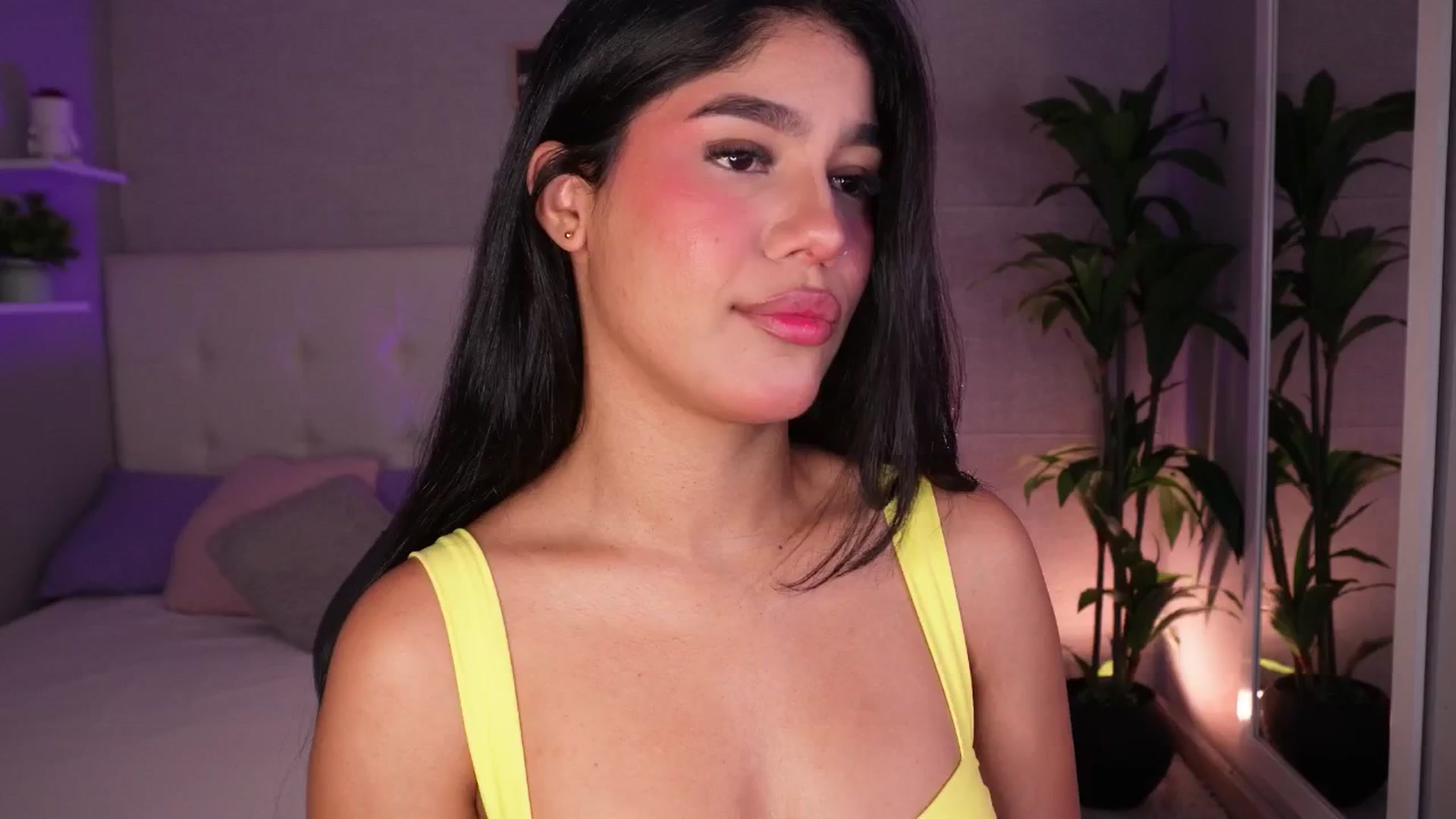 Gallery image thumbnail from Mia_gabbaai's myfreecams stream on, 11/03/2025, 13:19 image 16 of 20