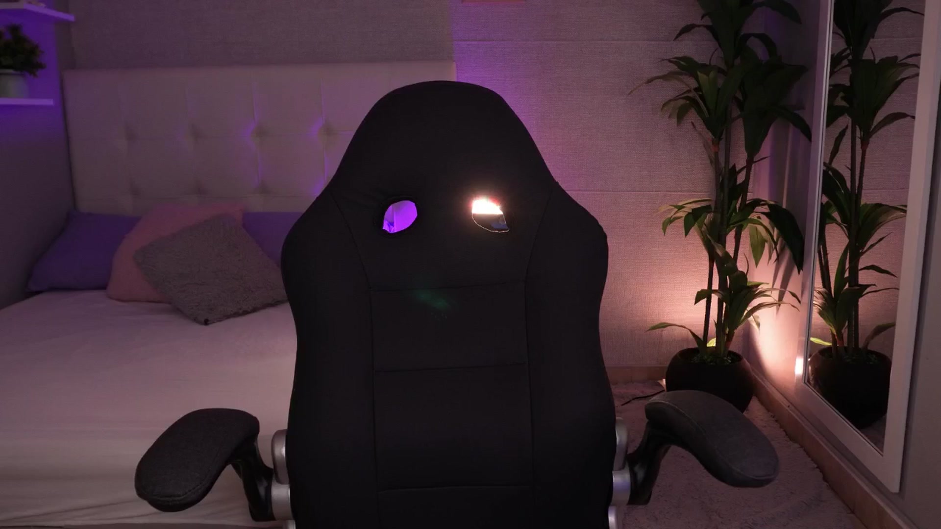 Gallery image thumbnail from Mia_gabbaai's myfreecams stream on, 11/03/2025, 18:32 image 1 of 20