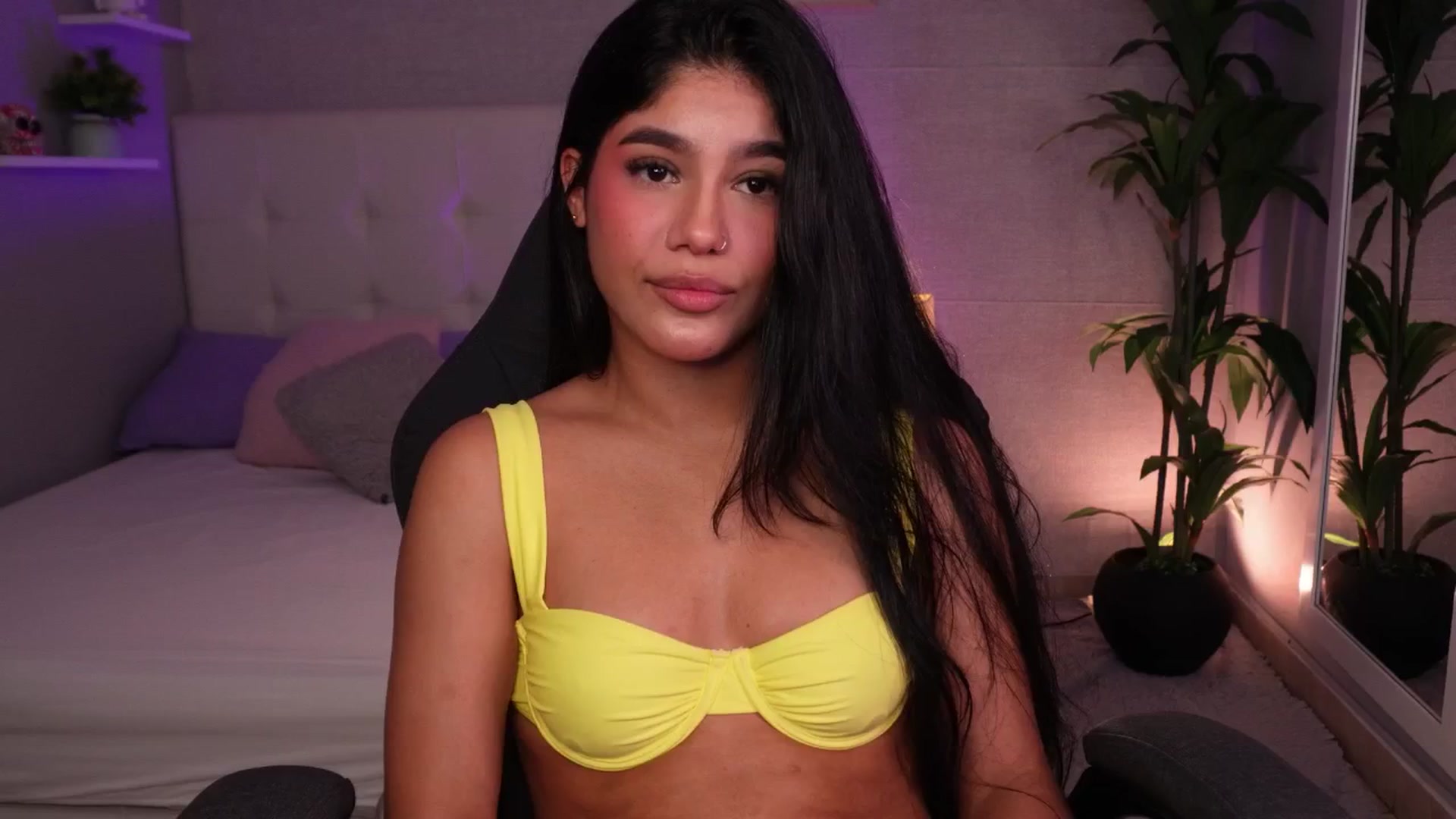 Gallery image thumbnail from Mia_gabbaai's myfreecams stream on, 11/03/2025, 18:32 image 3 of 20