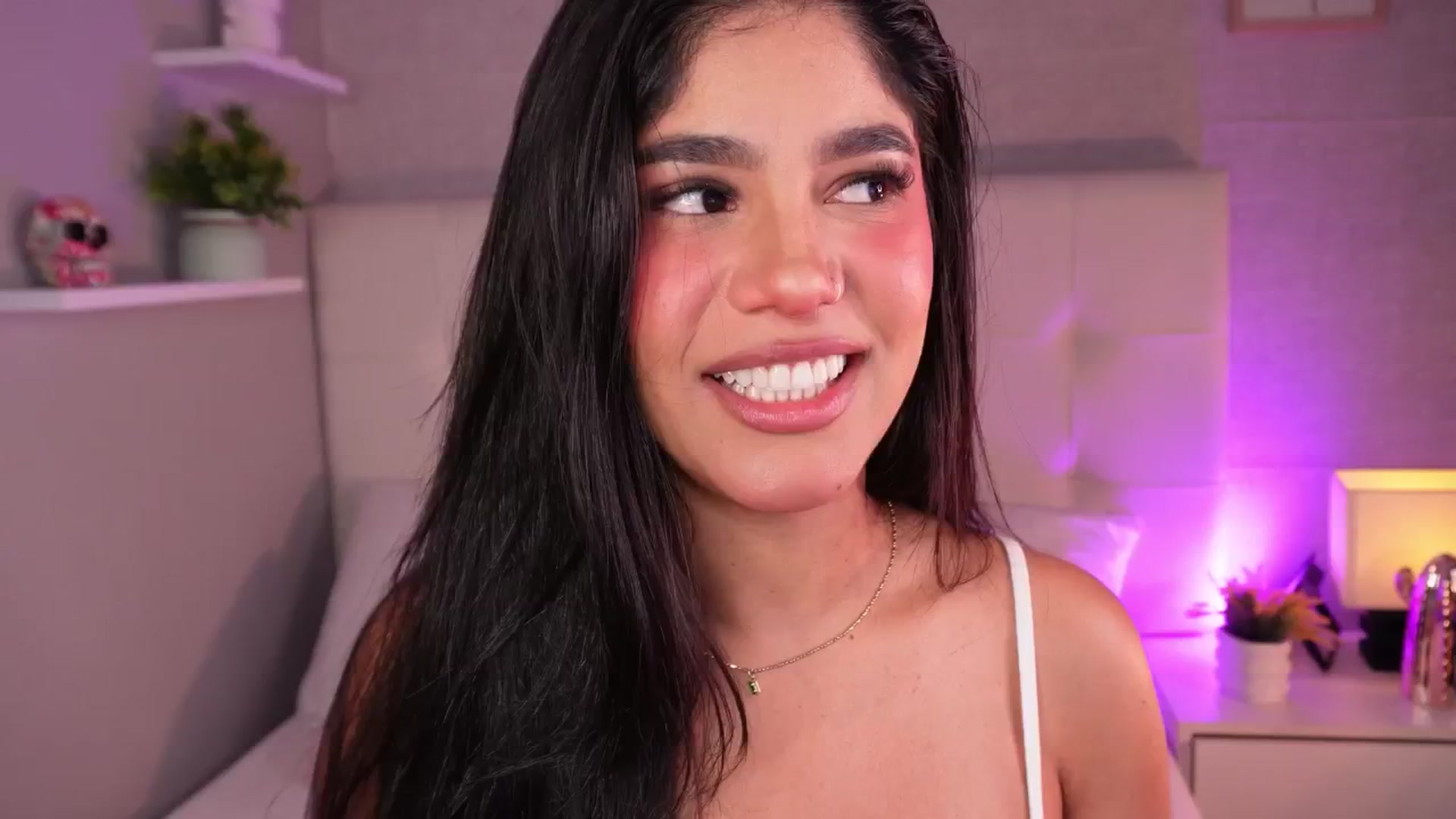 Gallery image thumbnail from Mia_gabbaai's myfreecams stream on, 11/11/2025, 13:56 image 17 of 20