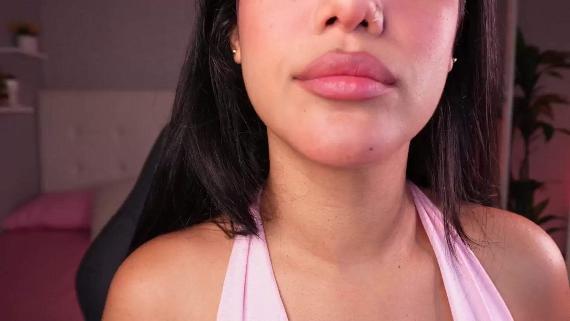 Gallery image thumbnail from Mia_gabbaai's myfreecams stream on, 12/12/2025, 13:07 image 2 of 20