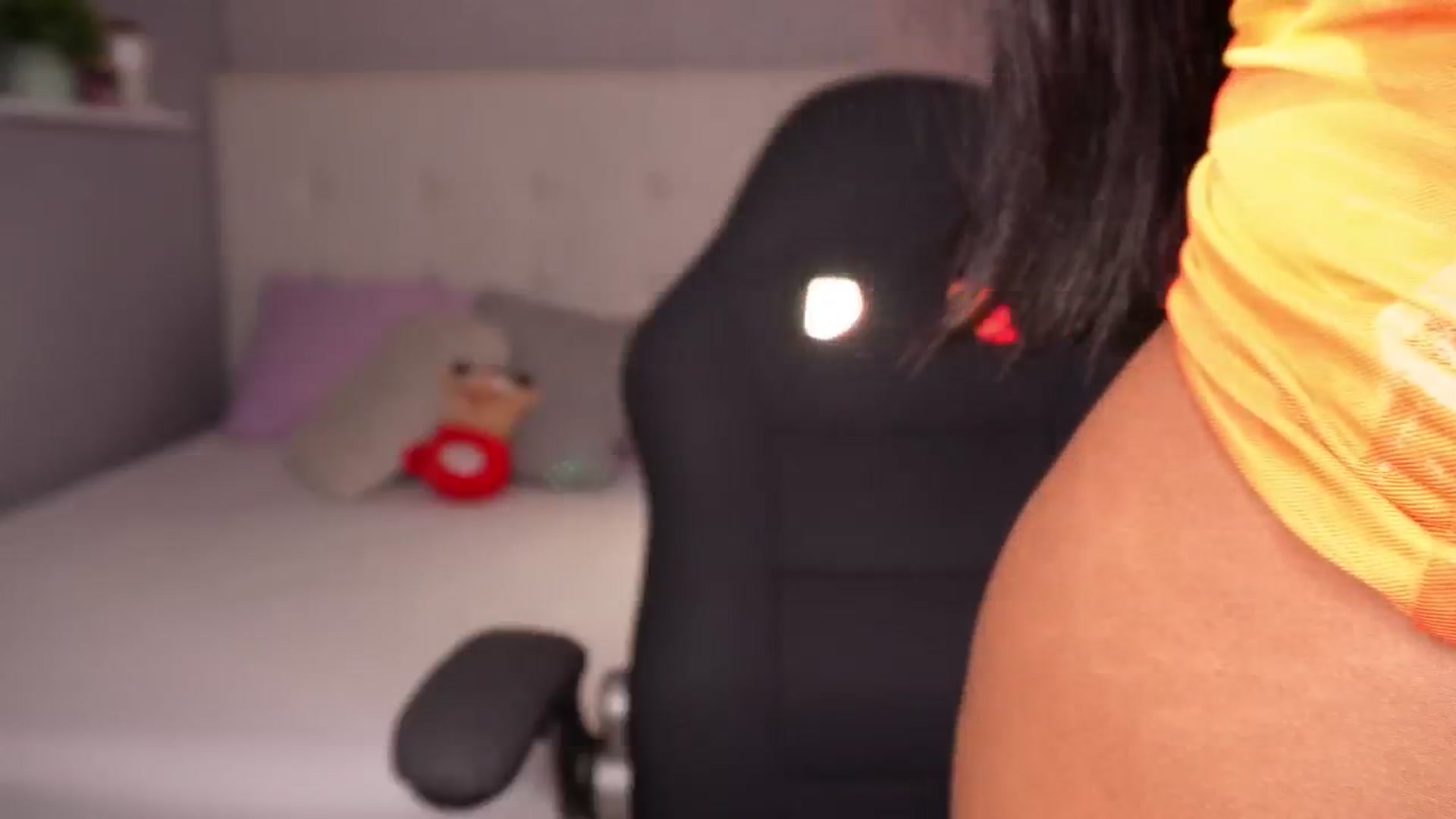 Gallery image thumbnail from Mia_gabbaai's myfreecams stream on, 12/14/2025, 15:15 image 3 of 20