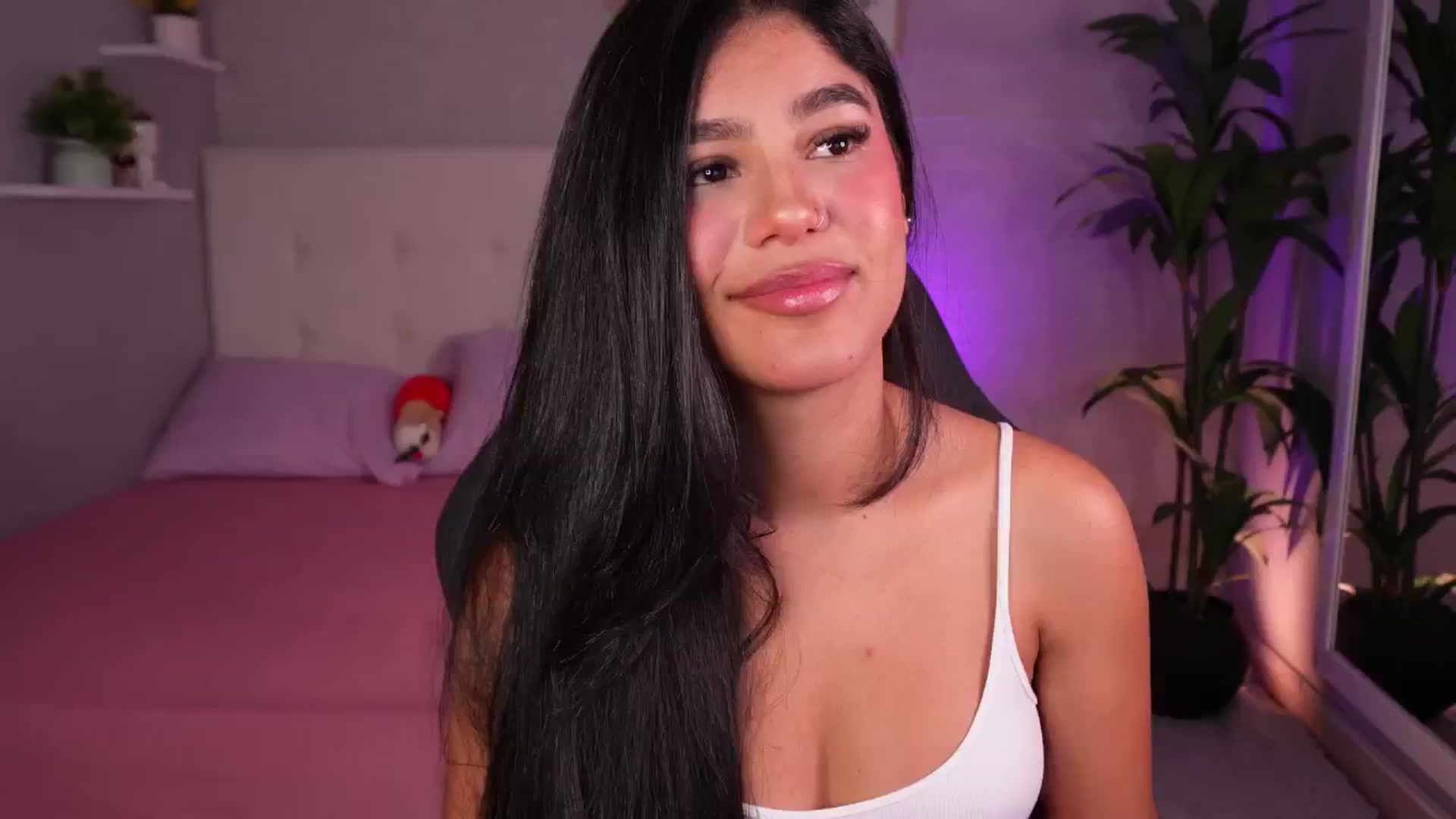 Gallery image thumbnail from Mia_gabbaai's myfreecams stream on, 12/21/2025, 16:42 image 1 of 20