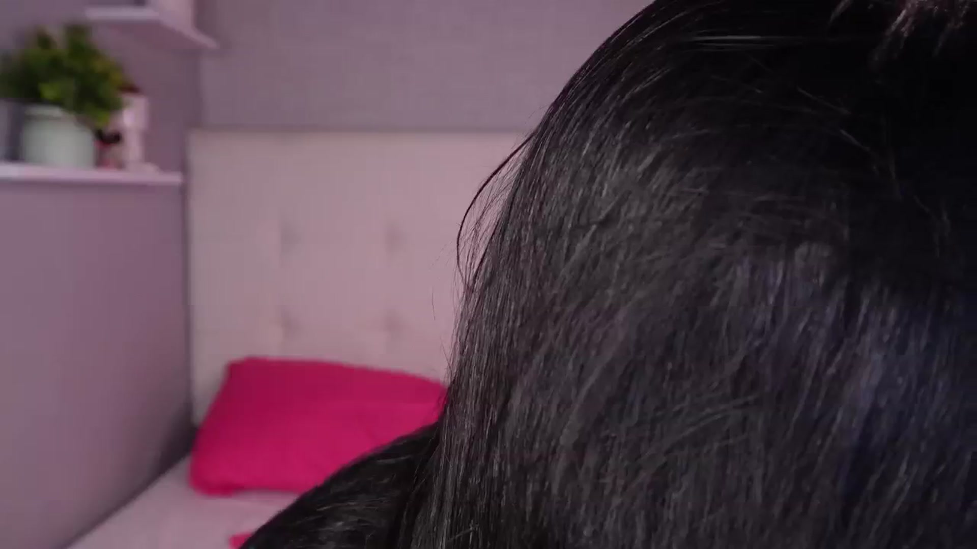 Gallery image thumbnail from Mia_gabbaai's myfreecams stream on, 12/27/2025, 19:03 image 3 of 20