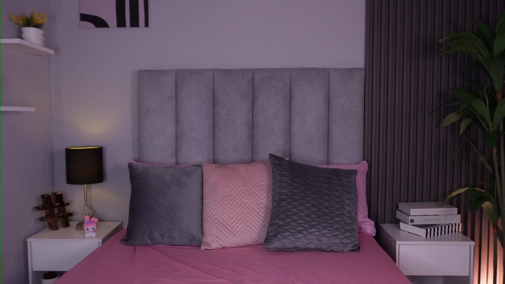Gallery image thumbnail from Mia_gabbaai's myfreecams stream on, 03/29/2026, 14:33 image 4 of 20