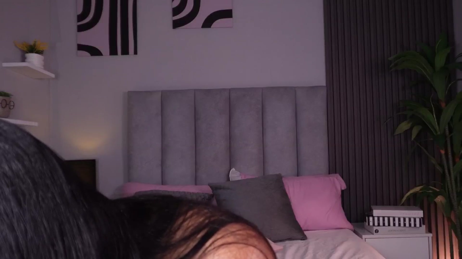 Gallery image thumbnail from Mia_gabbaai's myfreecams stream on, 03/30/2026, 18:34 image 18 of 20