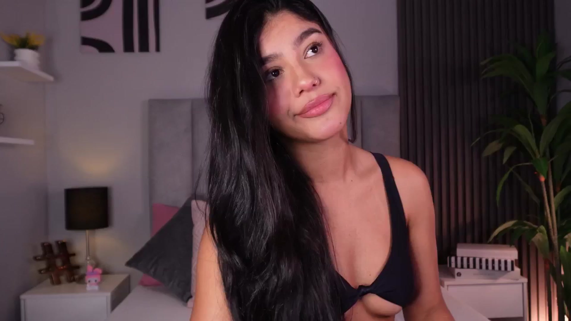 Gallery image thumbnail from Mia_gabbaai's myfreecams stream on, 03/31/2026, 15:04 image 1 of 20