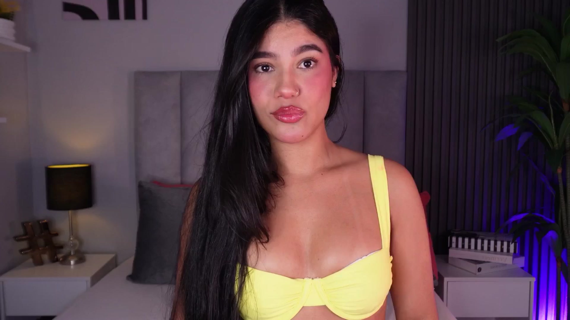 Gallery image thumbnail from Mia_gabbaai's myfreecams stream on, 04/06/2026, 13:06 image 10 of 20