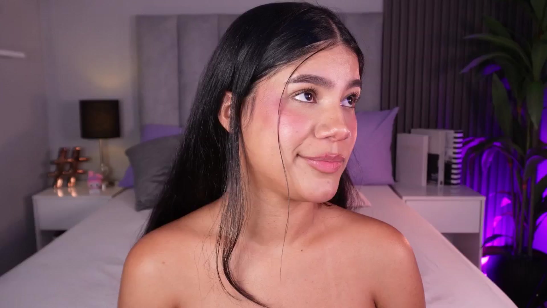 Gallery image thumbnail from Mia_gabbaai's myfreecams stream on, 04/11/2026, 16:41 image 3 of 20