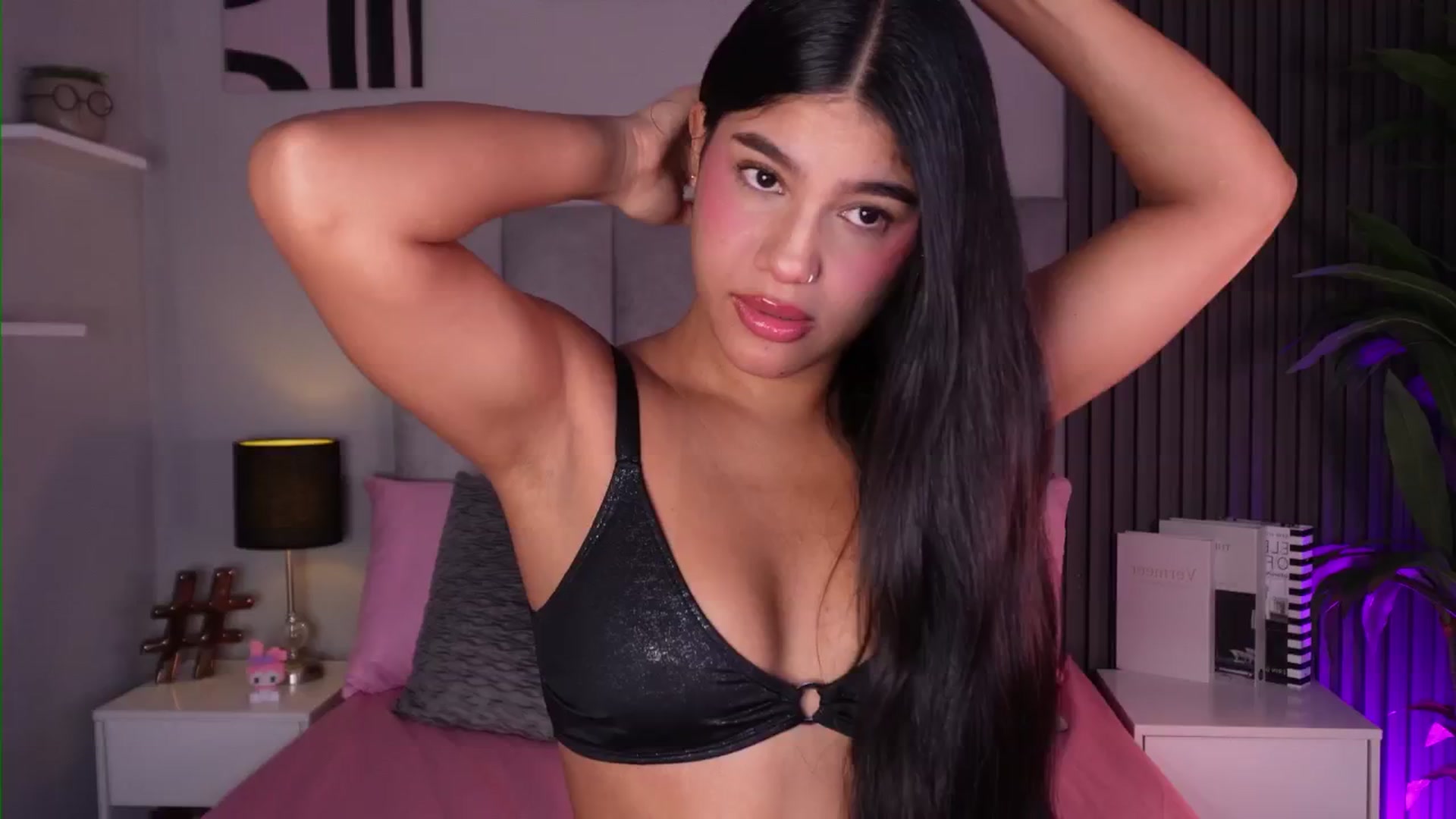 Gallery image thumbnail from Mia_gabbaai's myfreecams stream on, 04/12/2026, 14:48 image 2 of 20