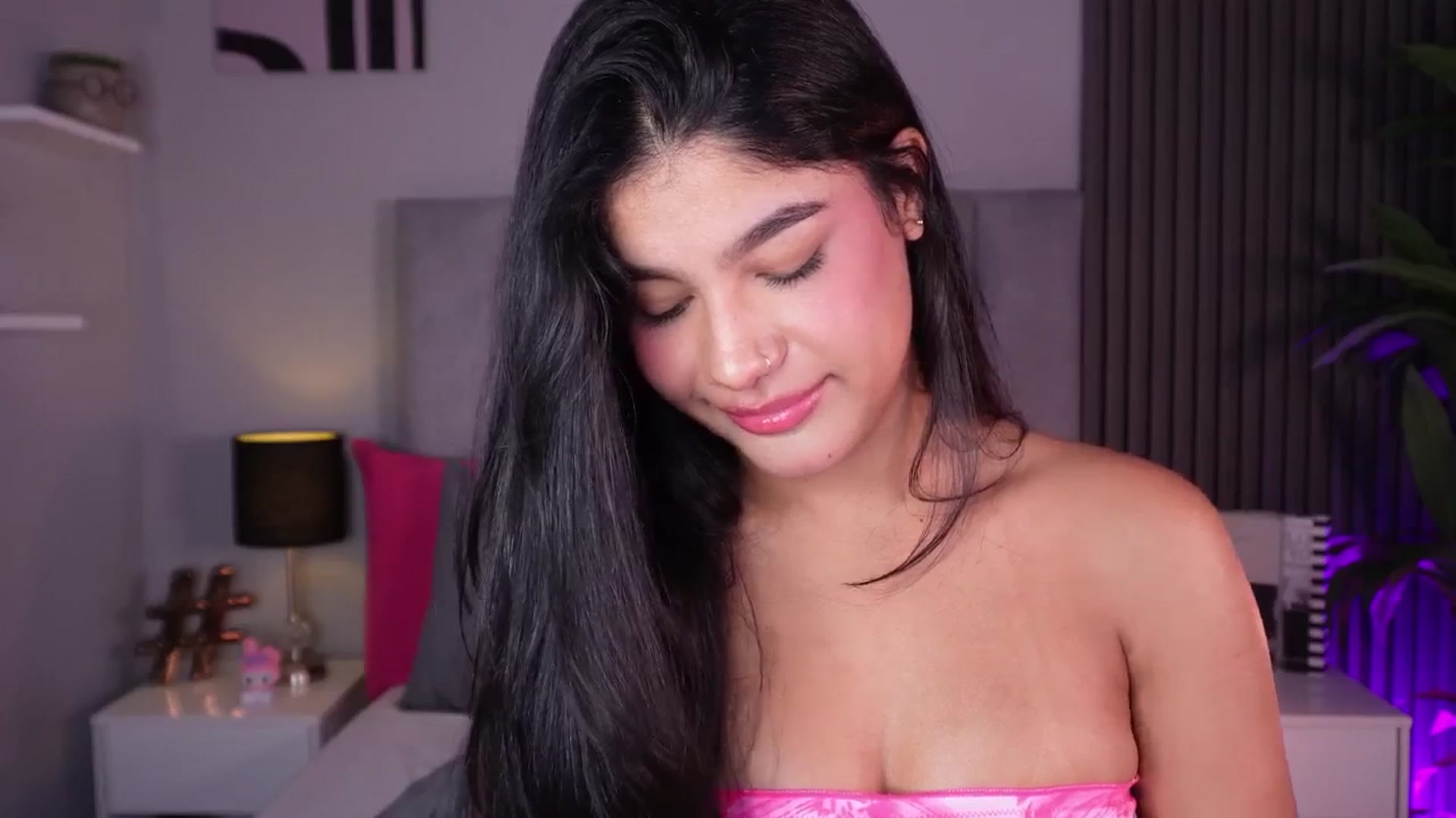 Gallery image thumbnail from Mia_gabbaai's myfreecams stream on, 04/14/2026, 15:26 image 18 of 20