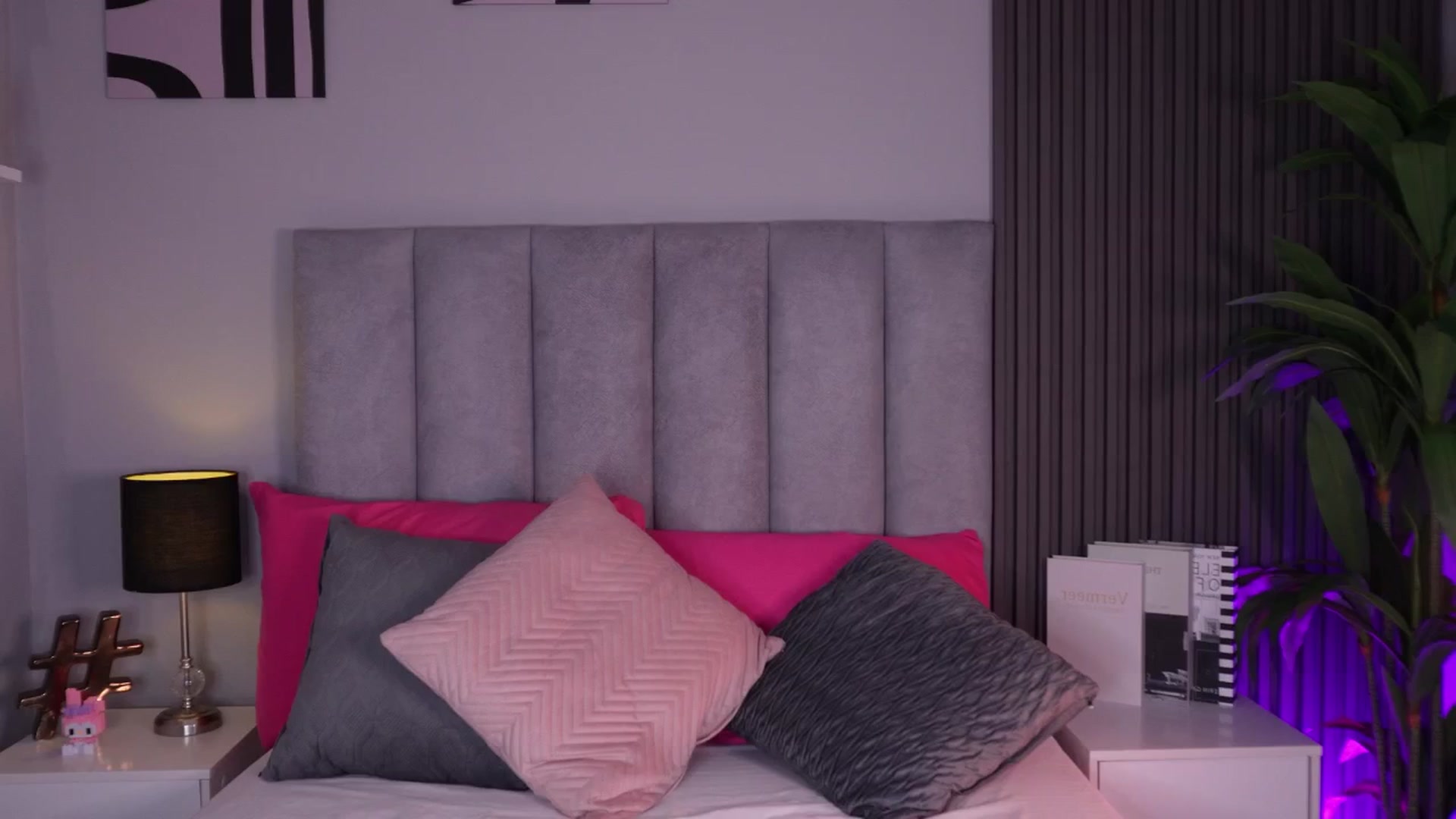 Gallery image thumbnail from Mia_gabbaai's myfreecams stream on, 04/15/2026, 15:11 image 4 of 20