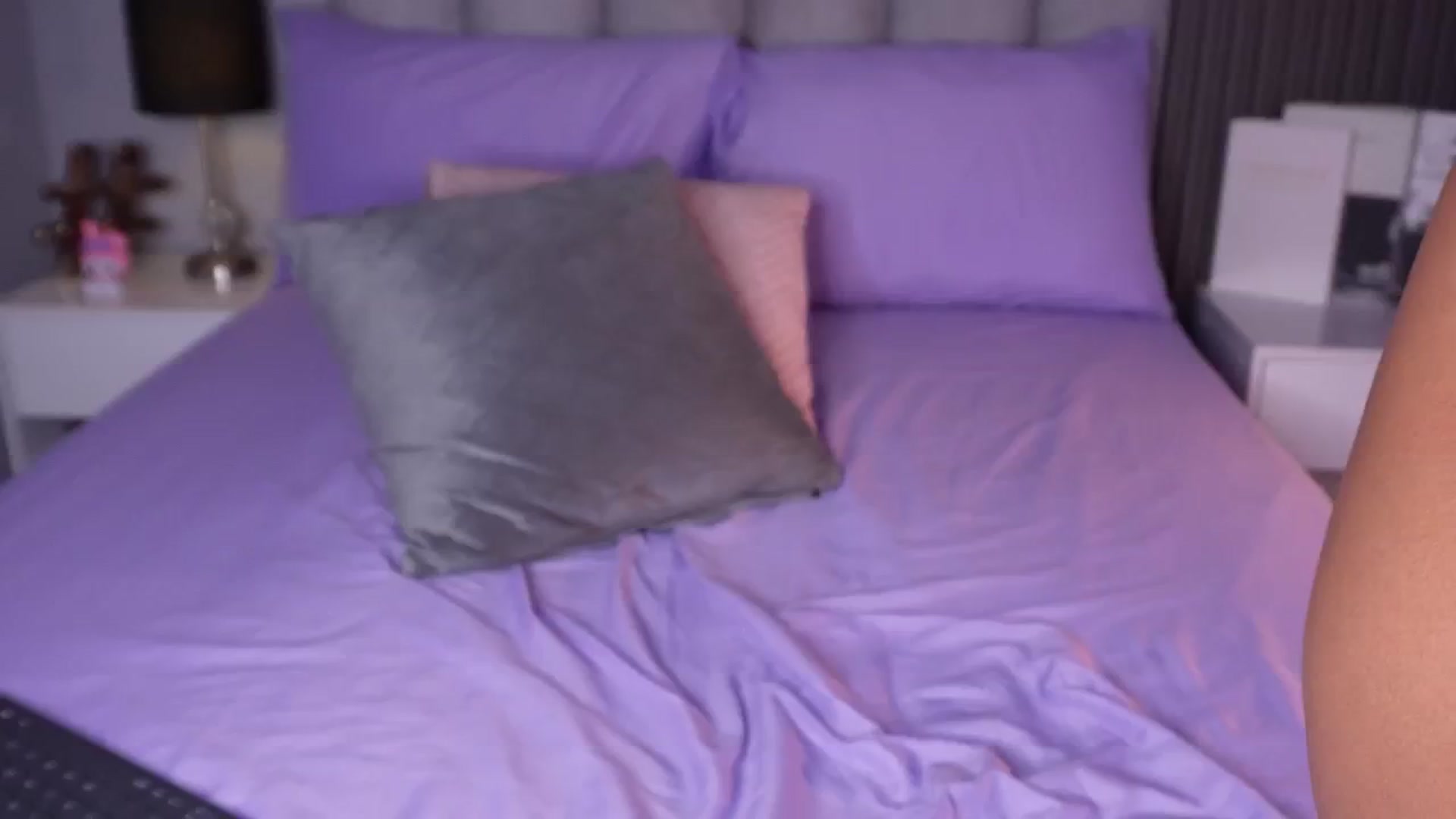 Gallery image thumbnail from Mia_gabbaai's myfreecams stream on, 04/17/2026, 18:28 image 2 of 20