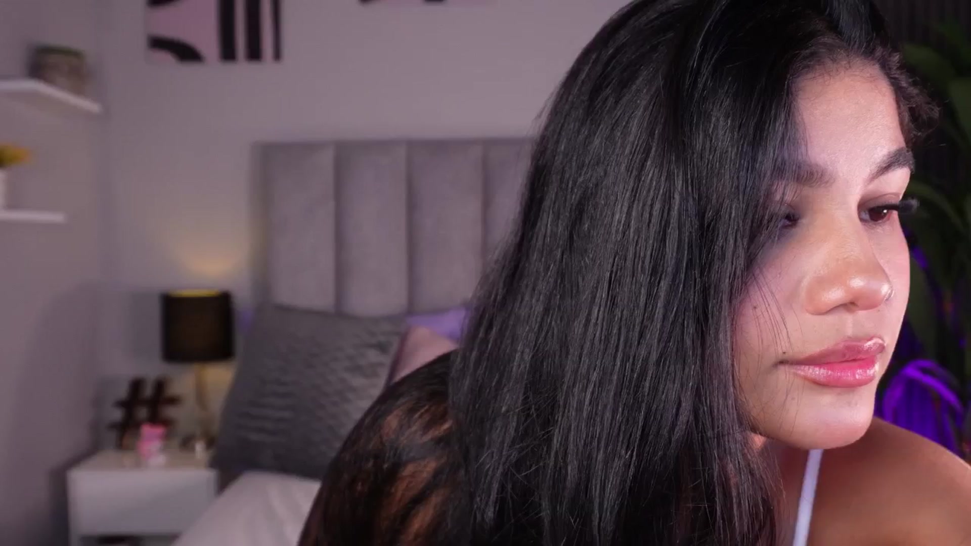 Gallery image thumbnail from Mia_gabbaai's myfreecams stream on, 04/21/2026, 15:12 image 18 of 20