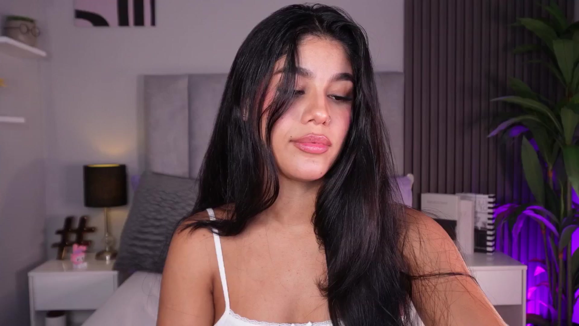 Gallery image thumbnail from Mia_gabbaai's myfreecams stream on, 04/21/2026, 18:34 image 2 of 20