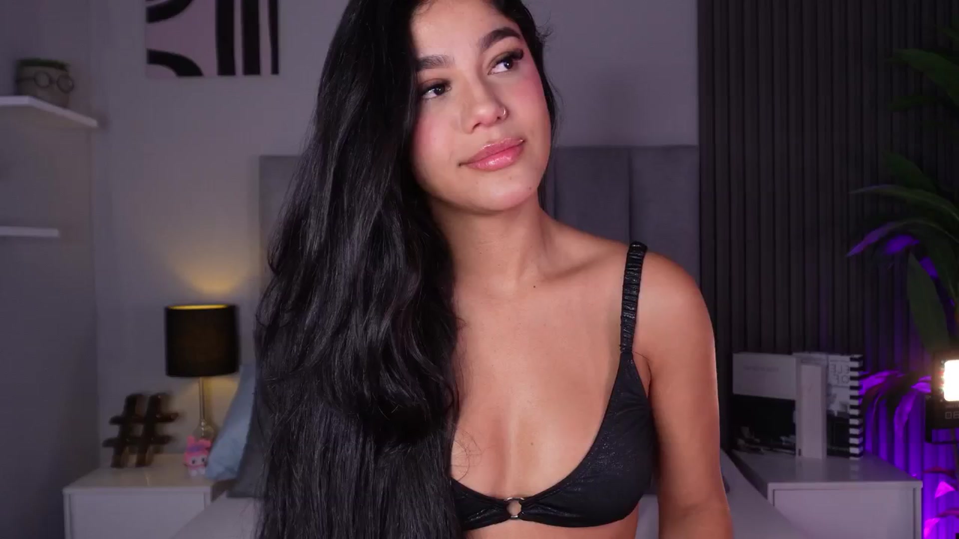 Gallery image thumbnail from Mia_gabbaai's myfreecams stream on, 04/22/2026, 13:54 image 2 of 20
