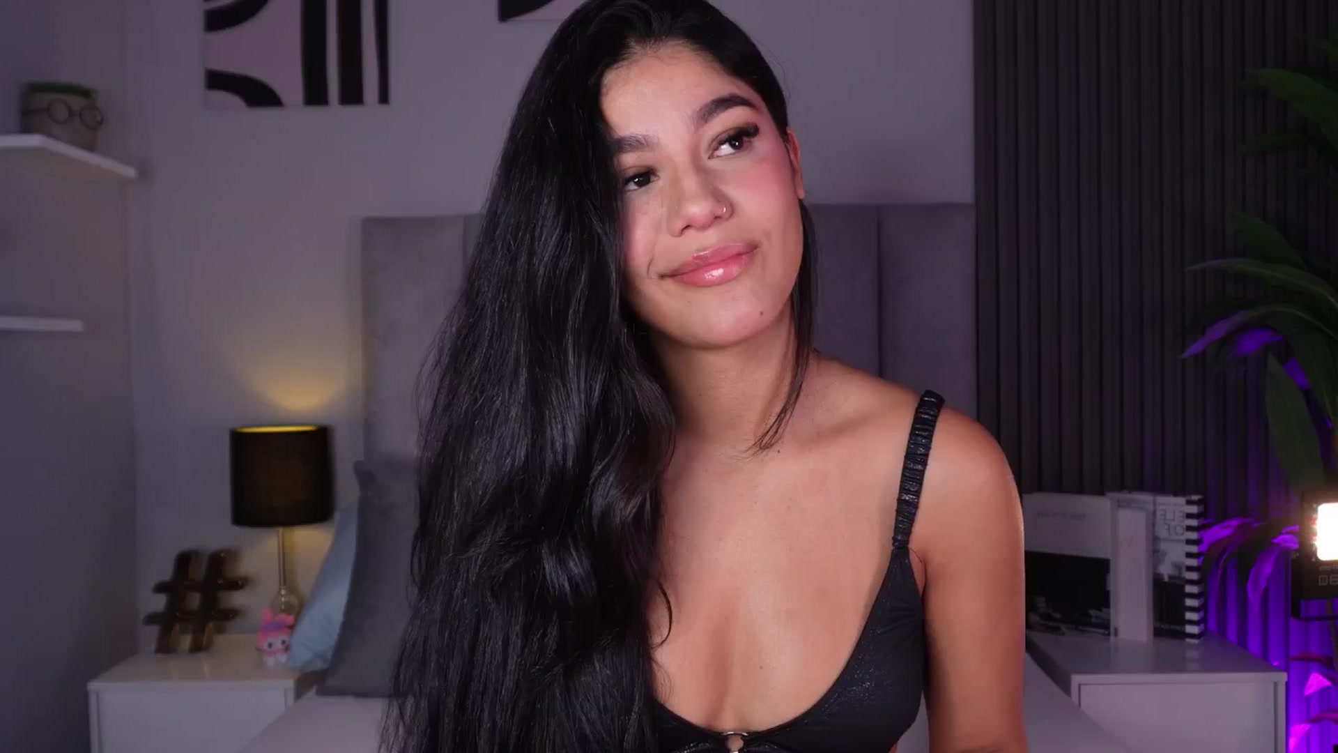 Gallery image thumbnail from Mia_gabbaai's myfreecams stream on, 04/22/2026, 13:54 image 4 of 20