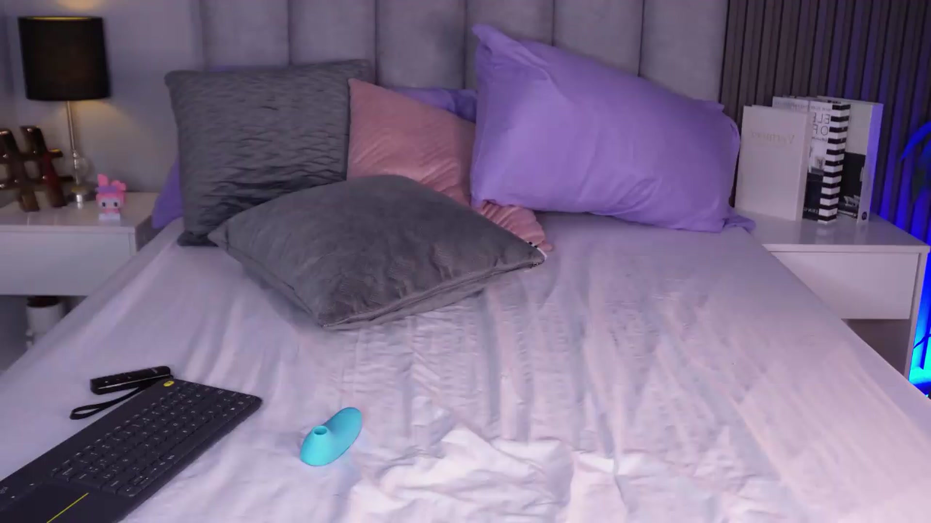 Gallery image thumbnail from Mia_gabbaai's myfreecams stream on, 05/19/2026, 15:53 image 20 of 20