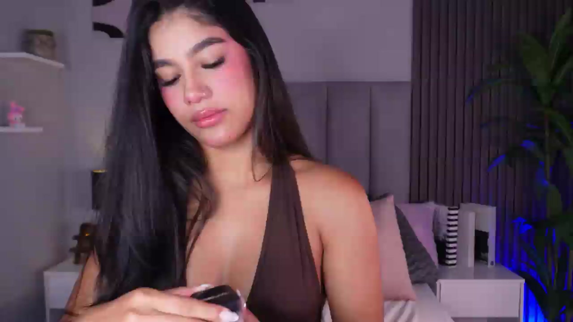 Gallery image thumbnail from Mia_gabbaai's myfreecams stream on, 06/07/2026, 13:55 image 5 of 20