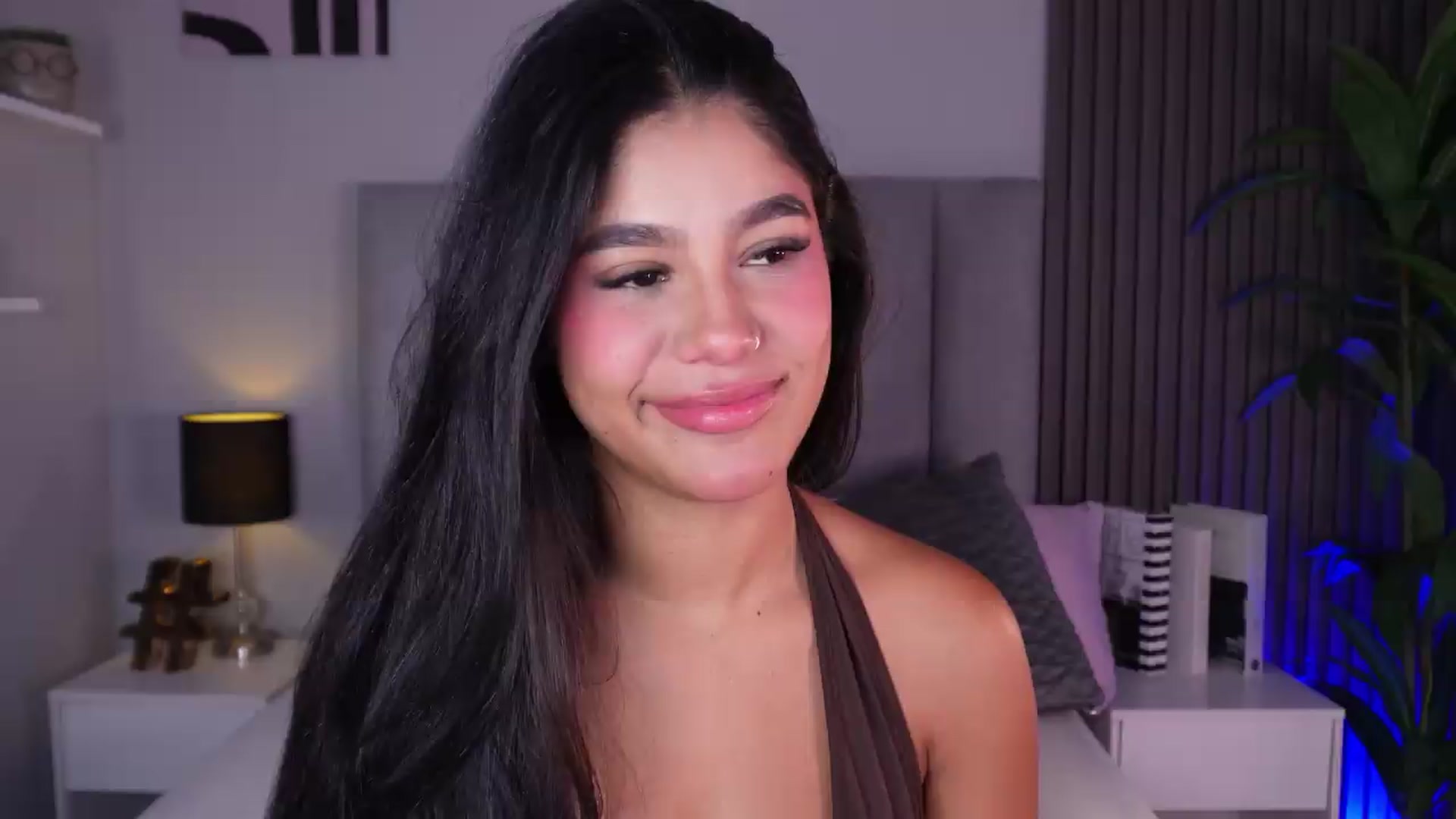 Gallery image thumbnail from Mia_gabbaai's myfreecams stream on, 06/07/2026, 13:55 image 13 of 20