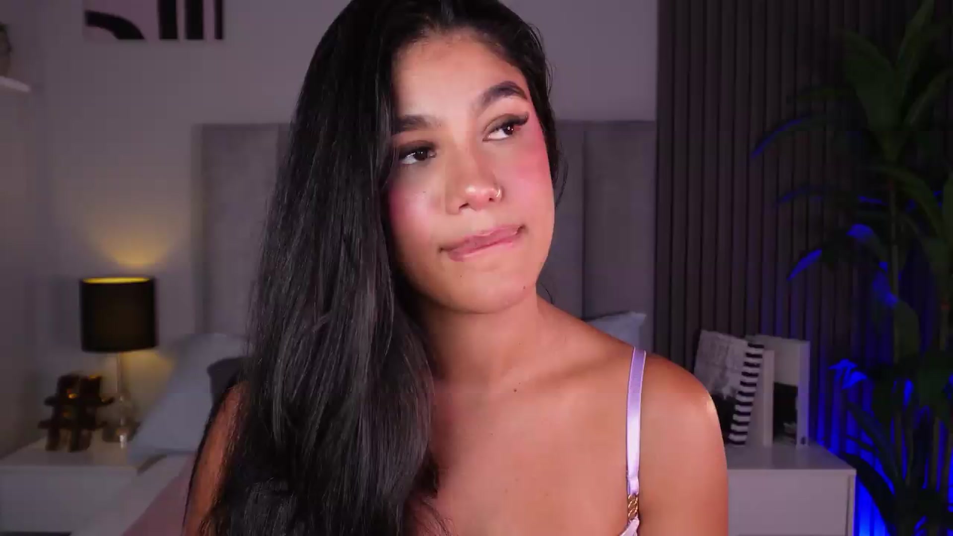 Gallery image thumbnail from Mia_gabbaai's myfreecams stream on, 06/09/2026, 18:31 image 5 of 20