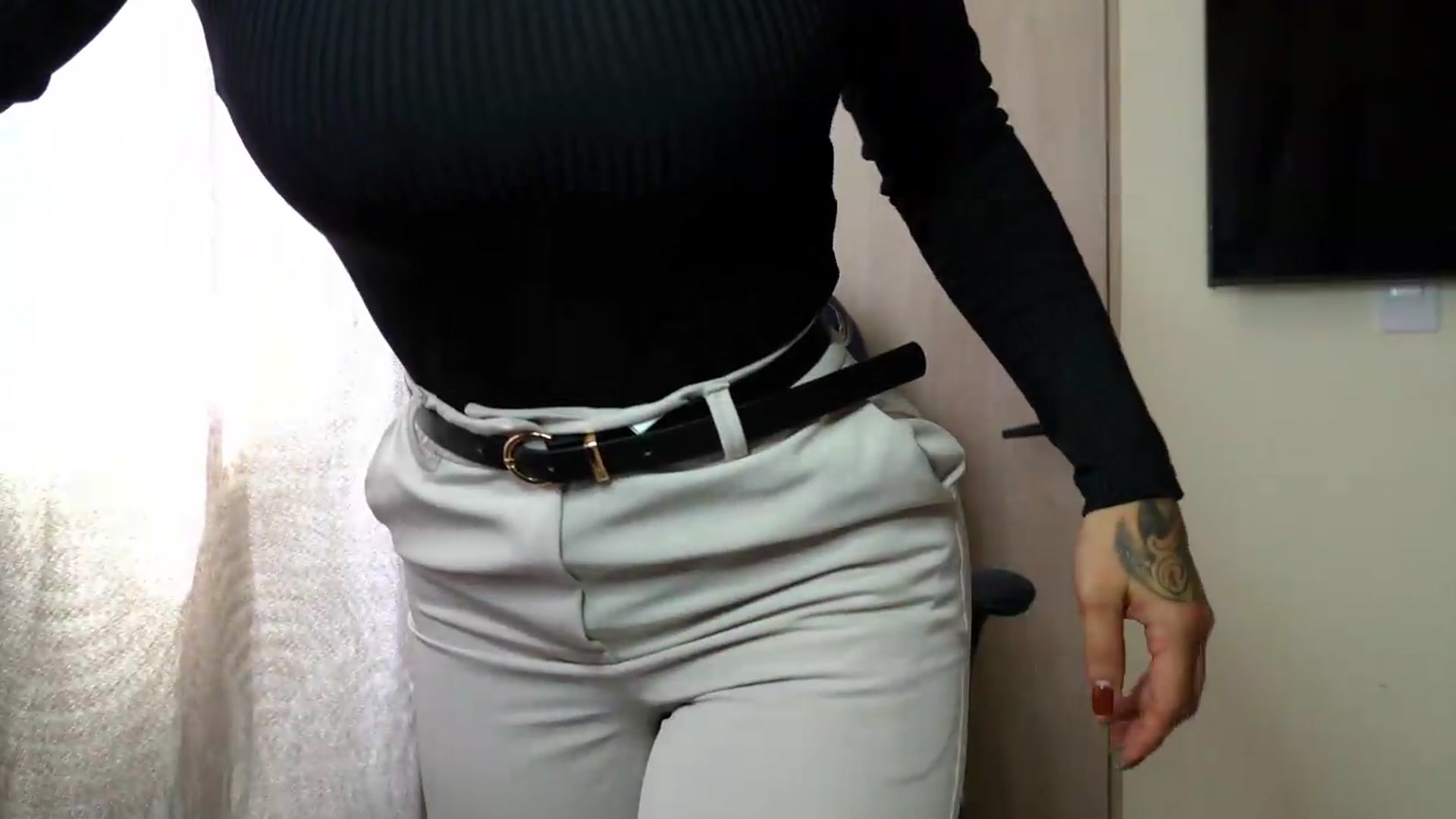 Gallery image thumbnail from Mia_hott_'s myfreecams stream on, 05/24/2026, 19:39 image 2 of 20