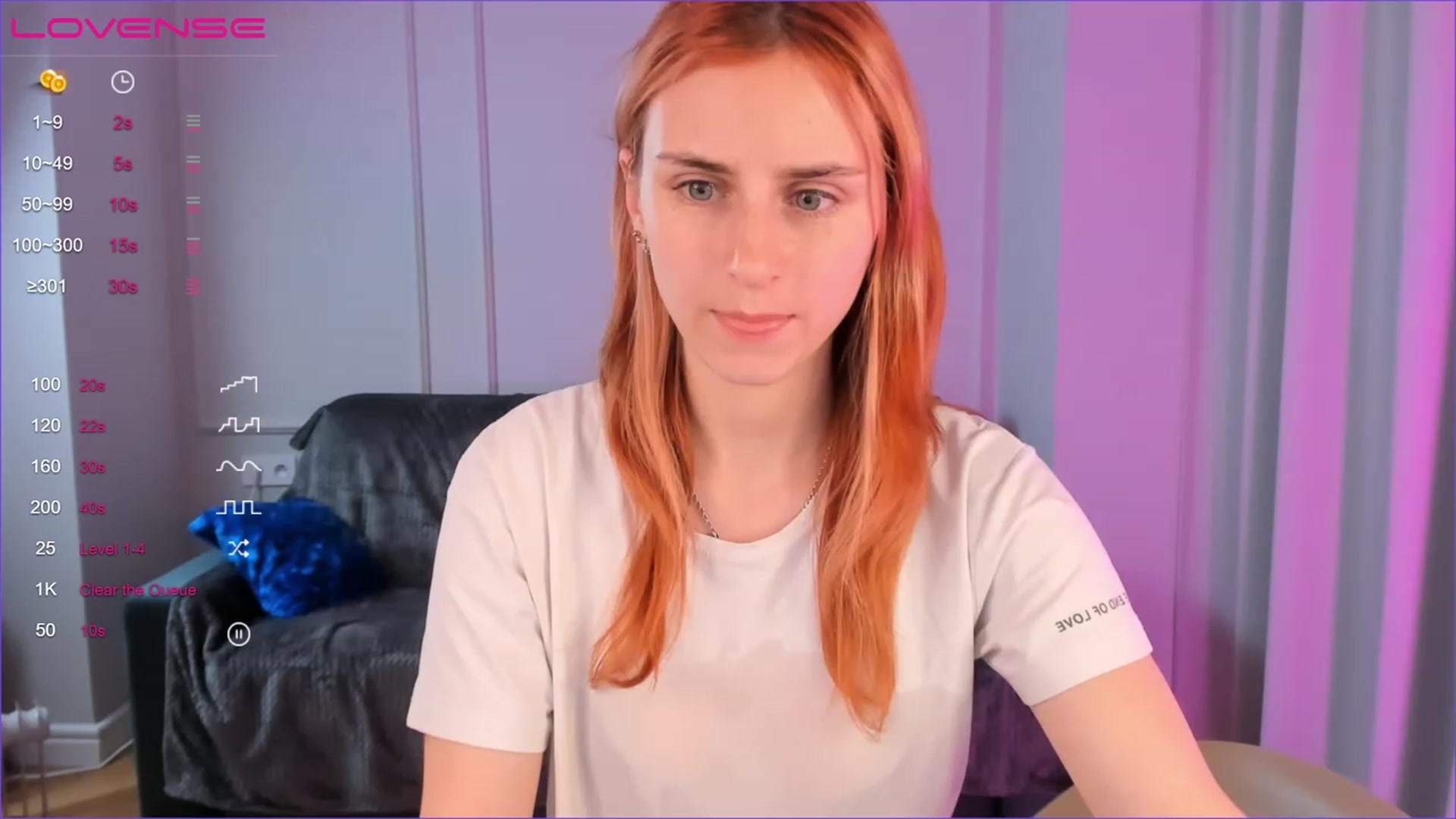 Gallery image thumbnail from Mia_lunaaa's myfreecams stream on, 11/17/2022, 08:34 image 15 of 20