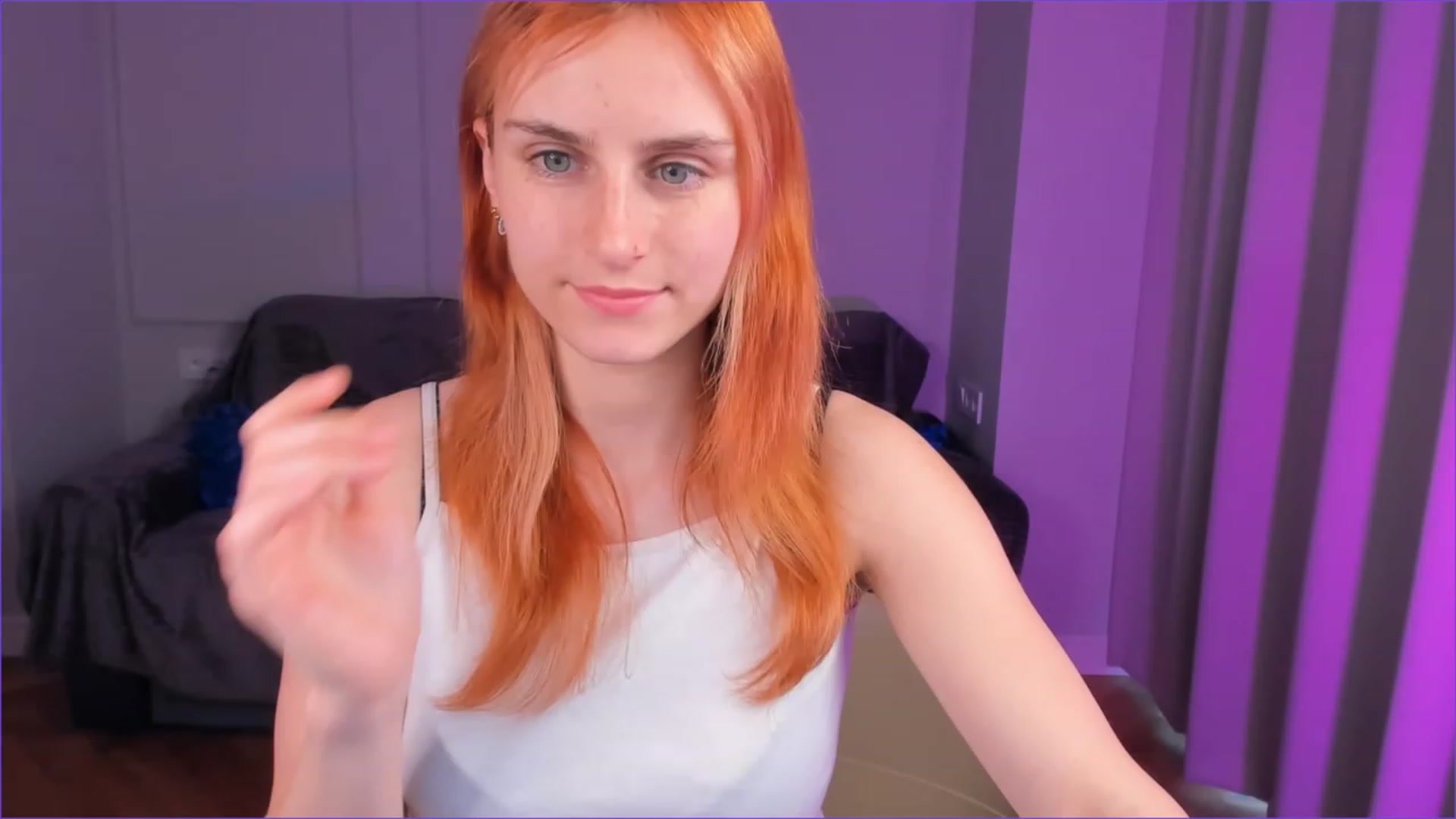 Gallery image thumbnail from Mia_lunaaa's myfreecams stream on, 11/28/2022, 12:50 image 3 of 20