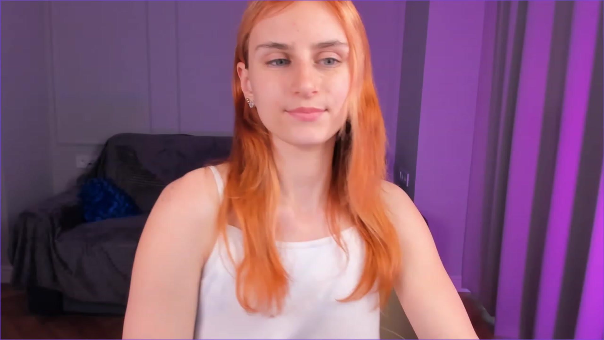 Gallery image thumbnail from Mia_lunaaa's myfreecams stream on, 11/28/2022, 12:50 image 18 of 20