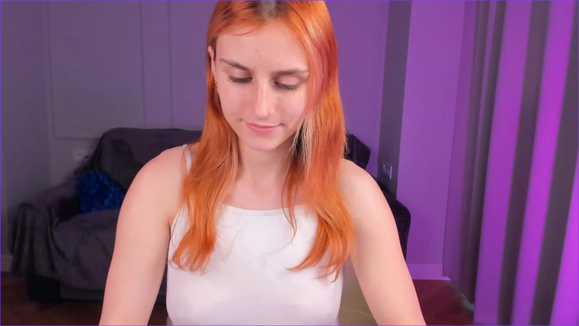 Gallery image thumbnail from Mia_lunaaa's myfreecams stream on, 11/28/2022, 12:50 image 15 of 20
