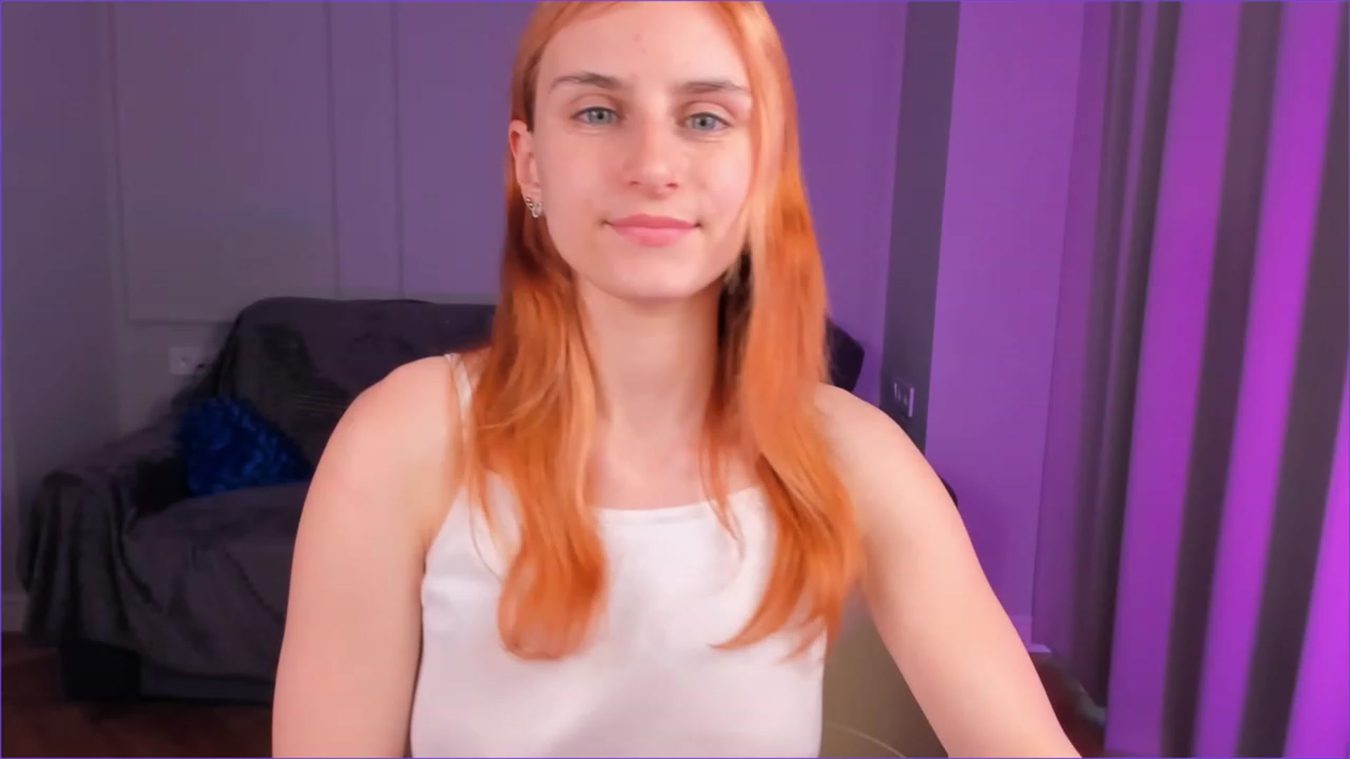 Gallery image thumbnail from Mia_lunaaa's myfreecams stream on, 11/28/2022, 12:50 image 14 of 20