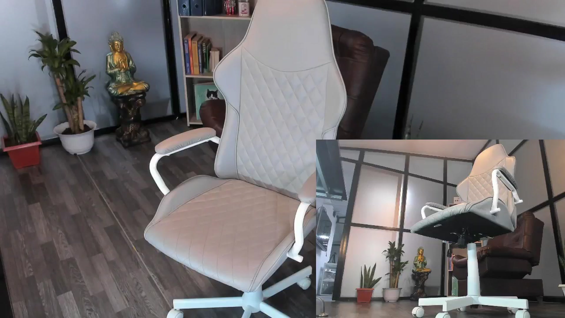 Gallery image thumbnail from Mia_secretwif's myfreecams stream on, 05/18/2024, 22:30 image 14 of 20