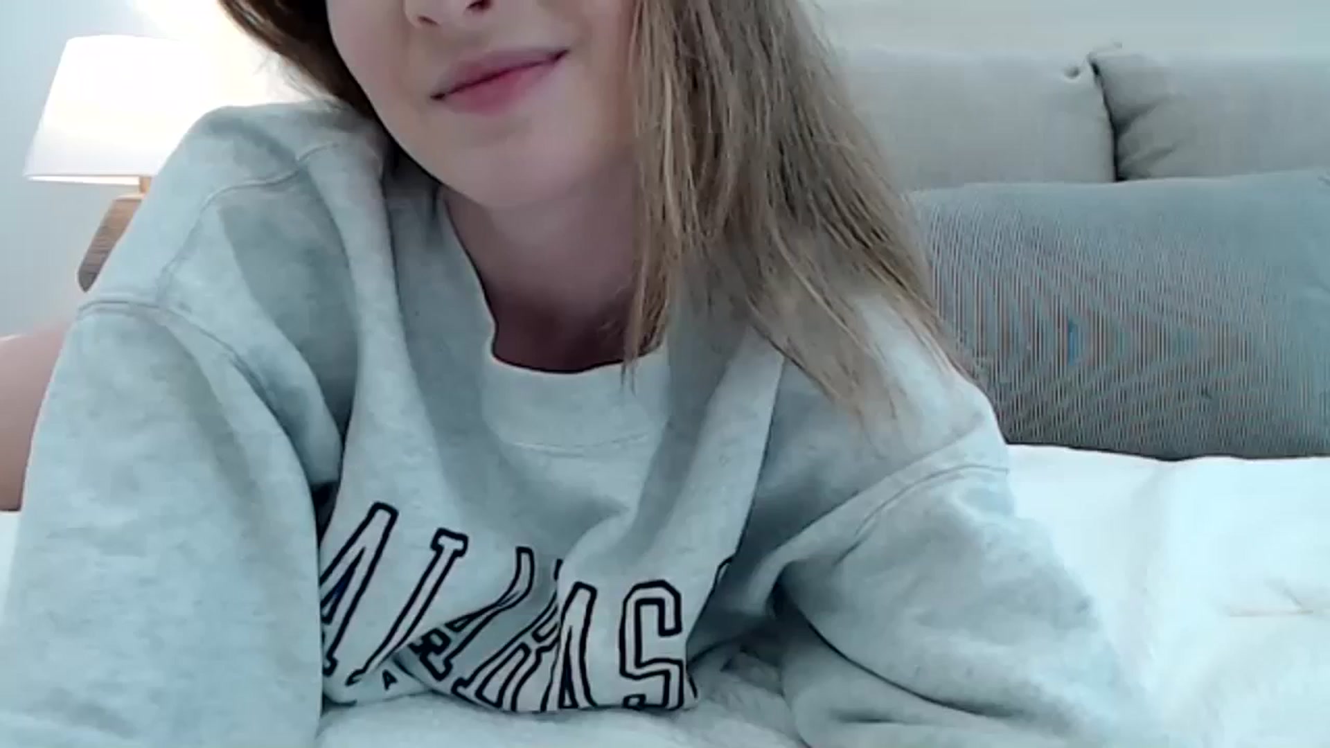 Gallery image thumbnail from Mia_xx's myfreecams stream on, 03/22/2024, 18:19 image 9 of 20