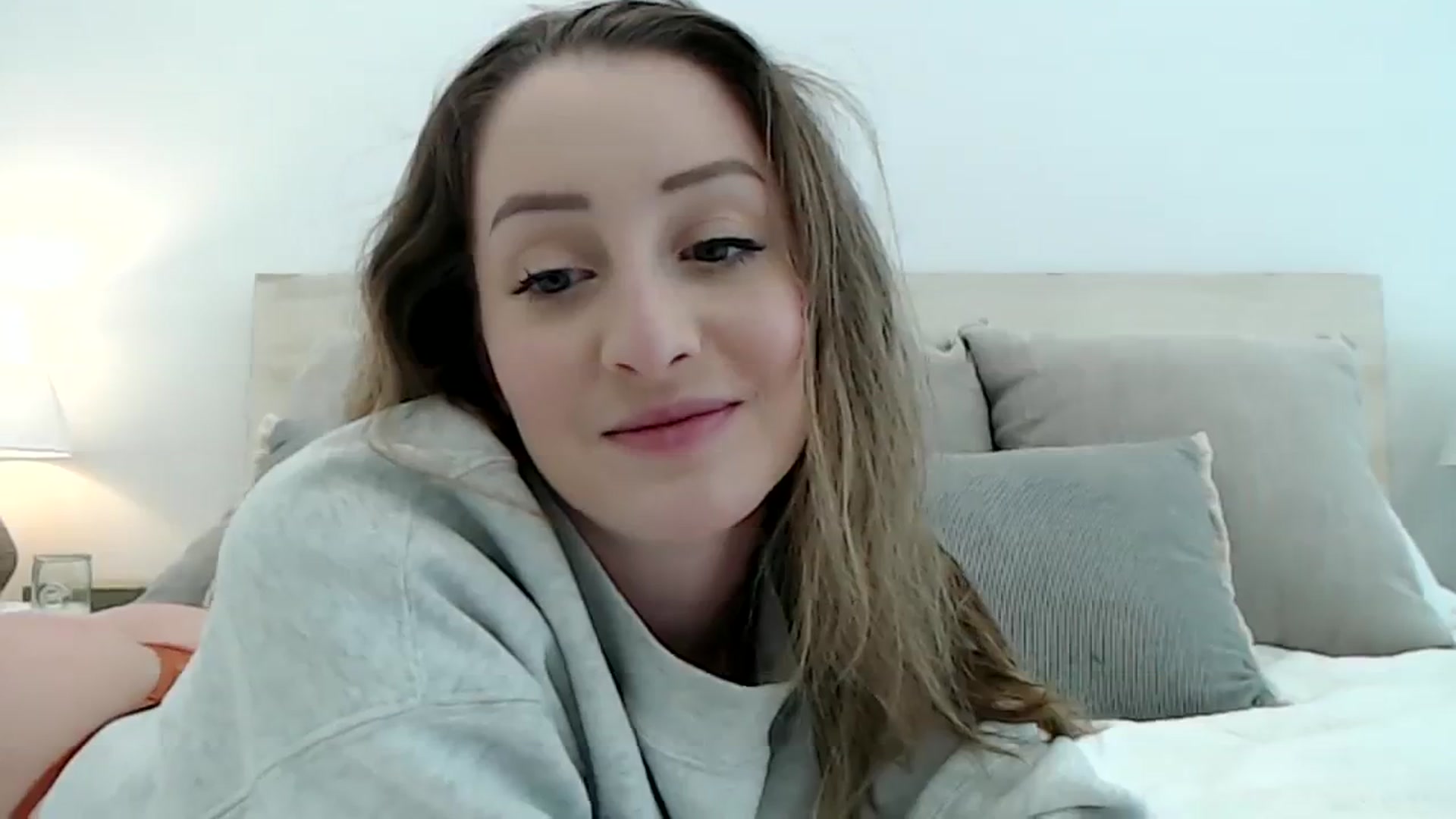 Gallery image thumbnail from Mia_xx's myfreecams stream on, 03/22/2024, 18:19 image 7 of 20
