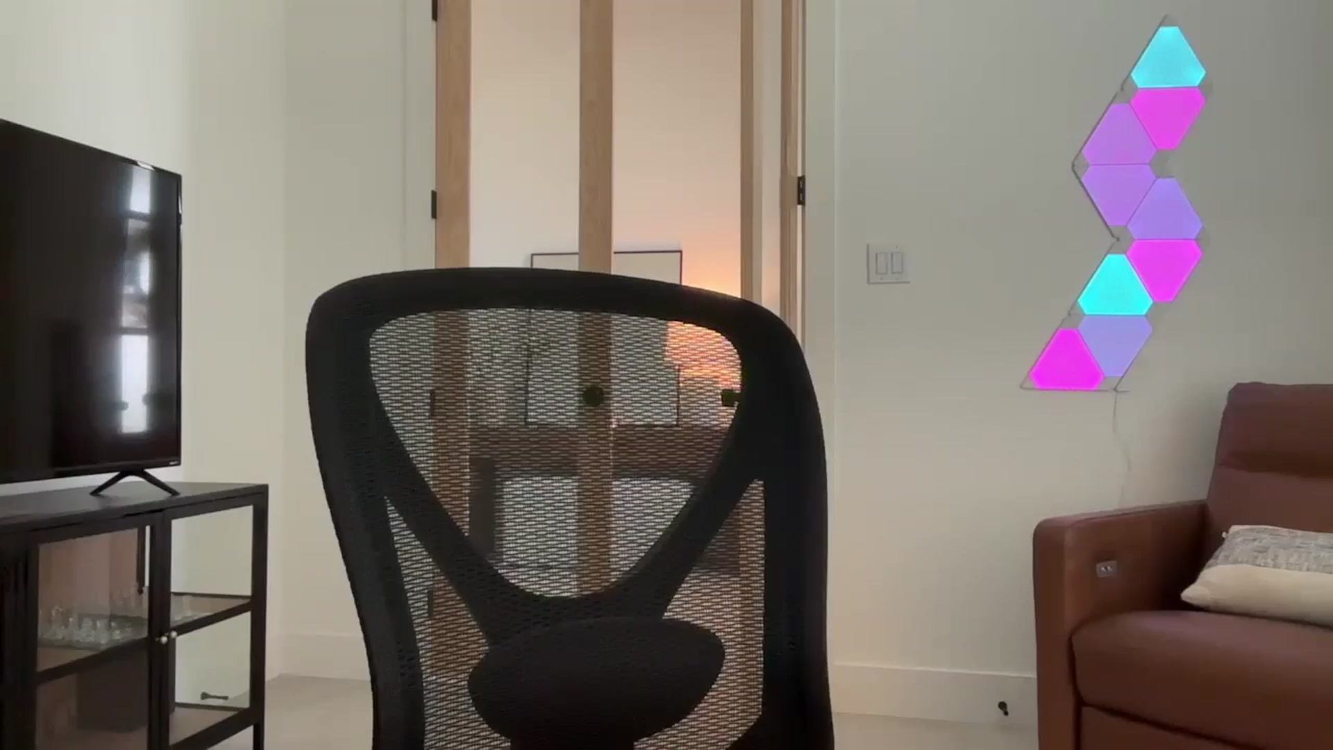 Gallery image thumbnail from Mia_xx's myfreecams stream on, 04/27/2024, 19:27 image 19 of 20