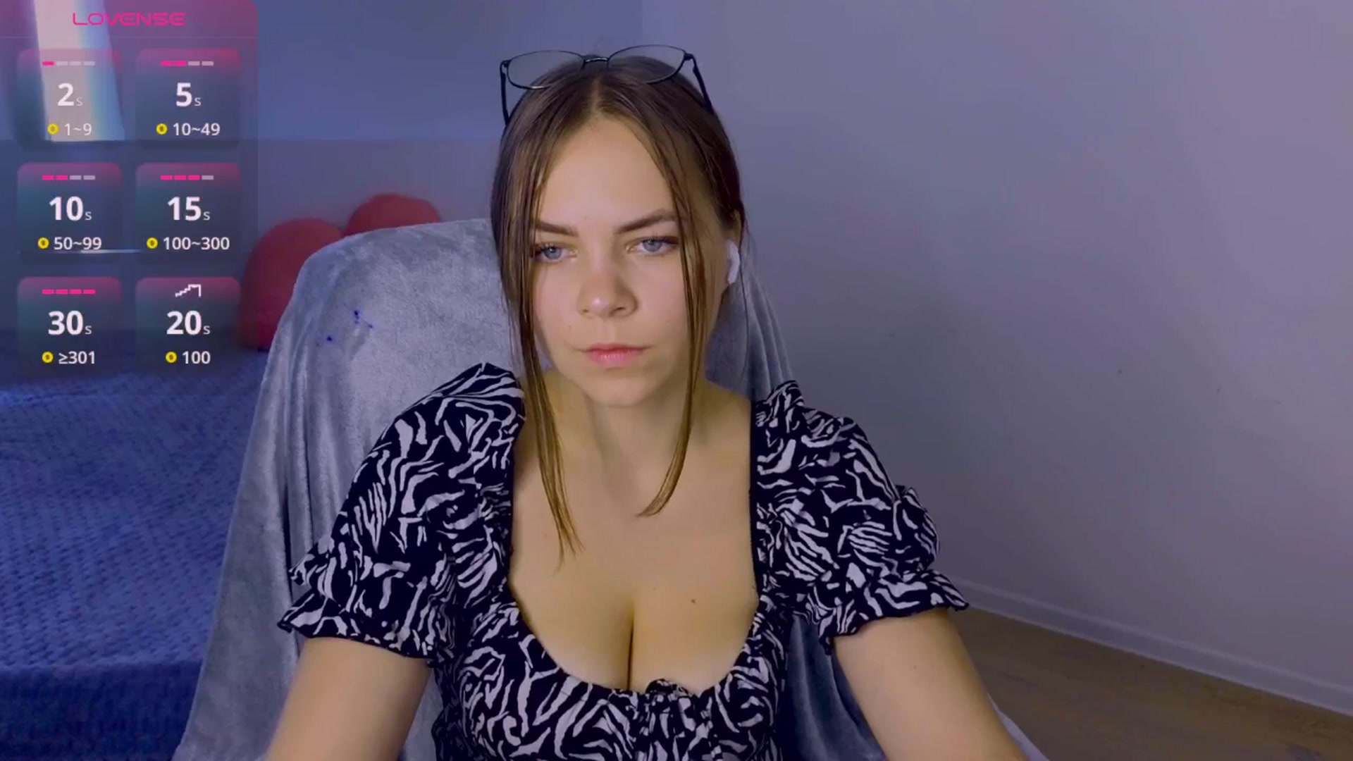 Gallery image thumbnail from MiaaRobinson's myfreecams stream on, 08/21/2025, 10:57 image 18 of 20