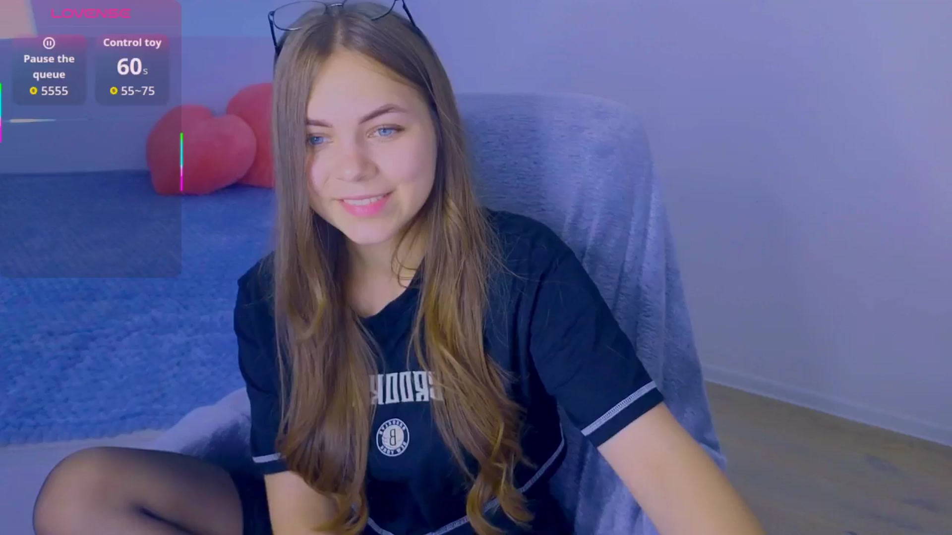 Gallery image thumbnail from MiaaRobinson's myfreecams stream on, 08/22/2025, 12:38 image 4 of 20