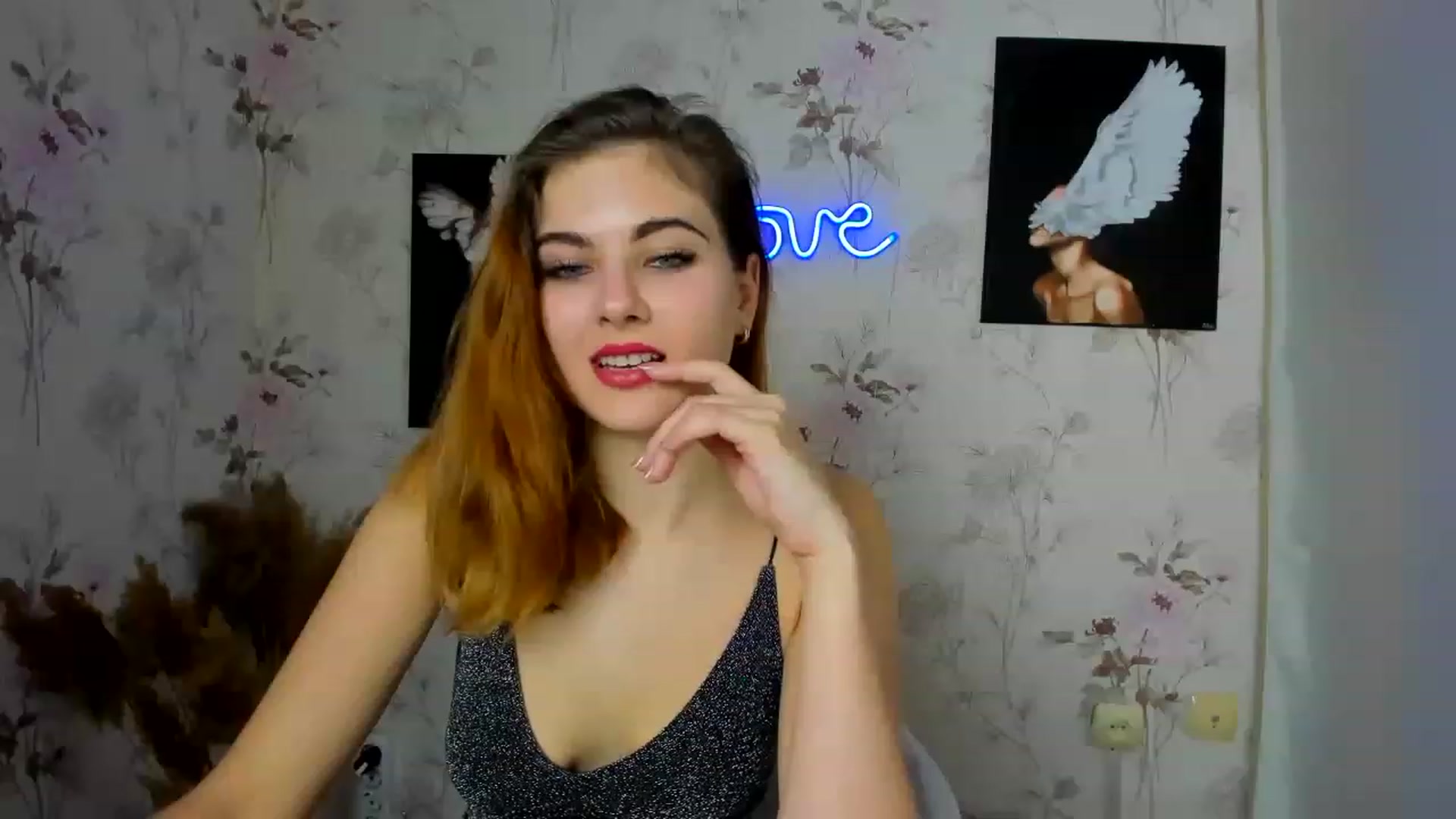 Gallery image thumbnail from MiaaScott's myfreecams stream on, 03/03/2023, 10:50 image 2 of 20