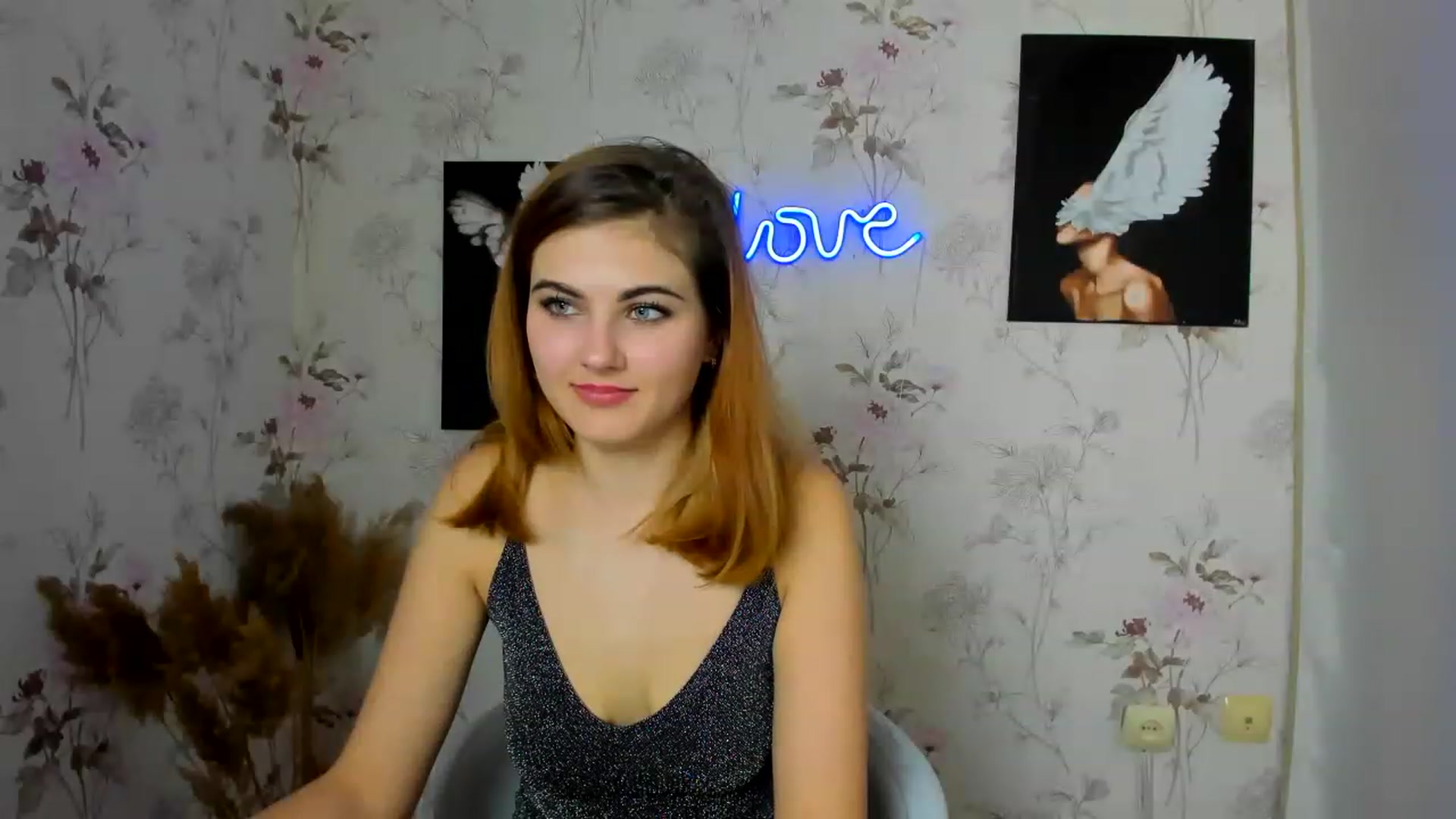 Gallery image thumbnail from MiaaScott's myfreecams stream on, 03/03/2023, 13:00 image 10 of 20