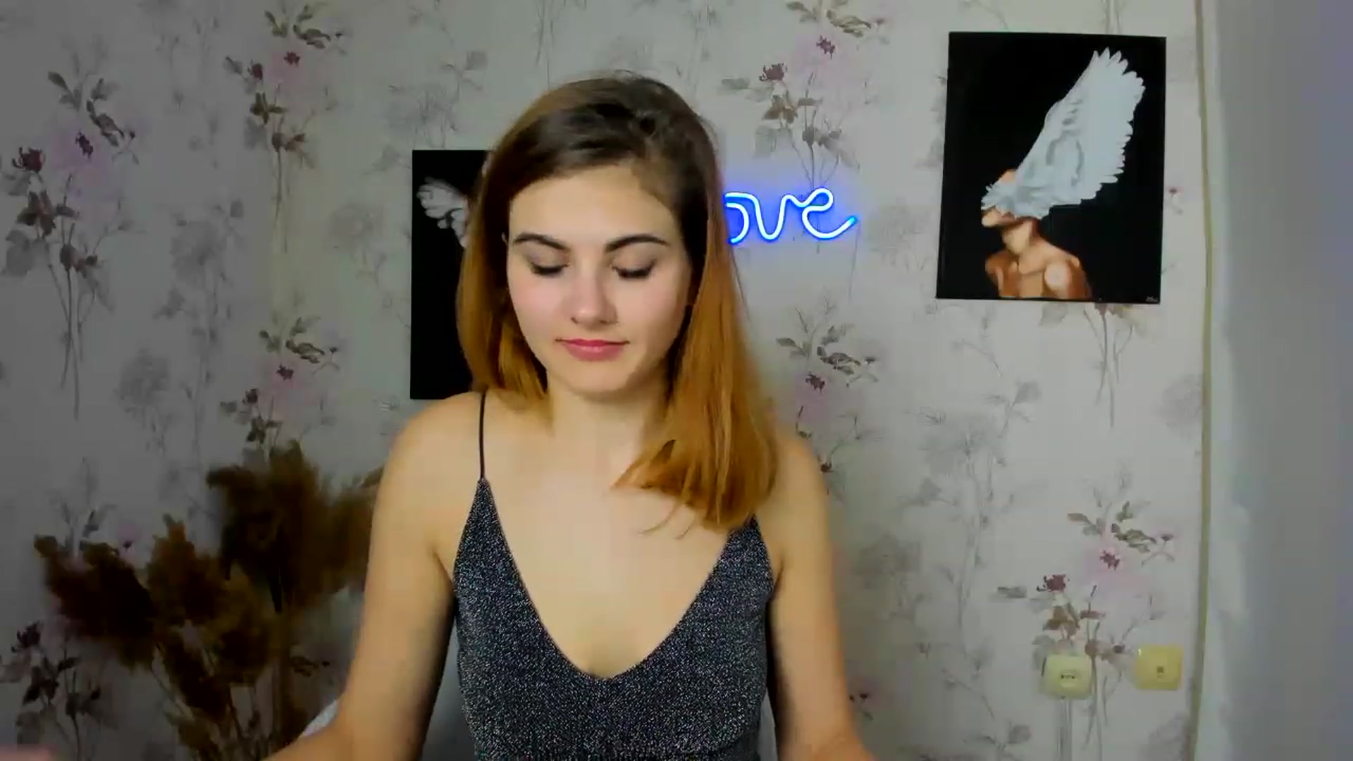 Gallery image thumbnail from MiaaScott's myfreecams stream on, 03/03/2023, 13:00 image 9 of 20