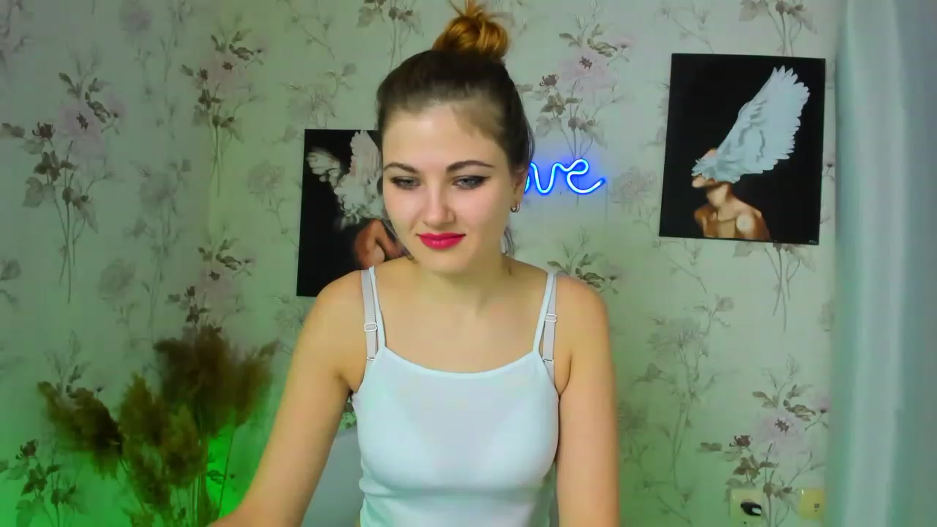 Gallery image thumbnail from MiaaScott's myfreecams stream on, 03/06/2023, 09:35 image 7 of 20