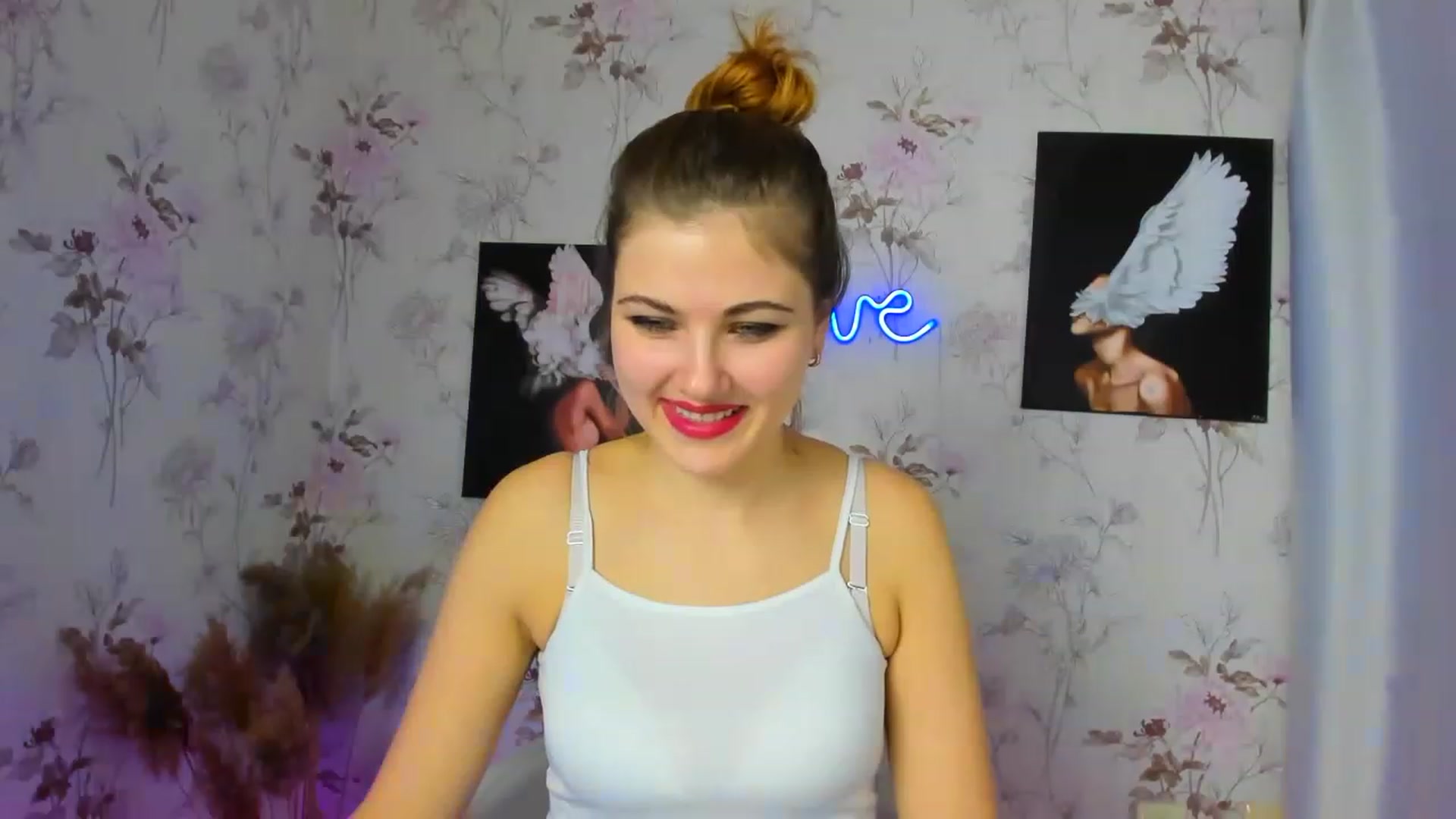Gallery image thumbnail from MiaaScott's myfreecams stream on, 03/06/2023, 09:35 image 14 of 20